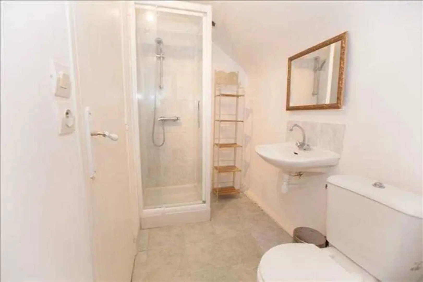 Charming Rustic Coach House