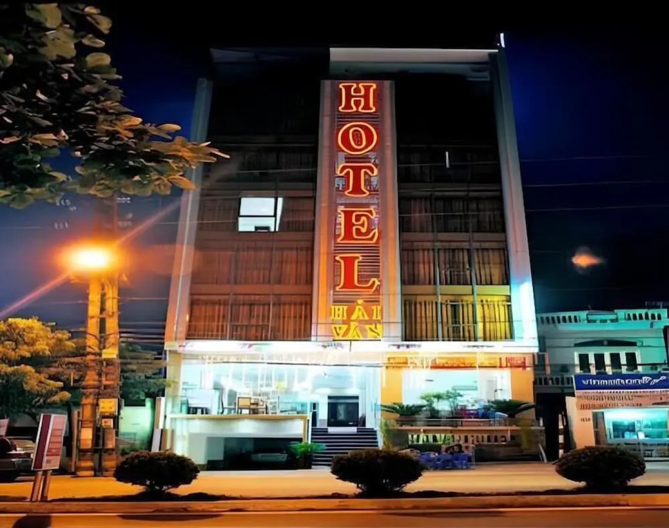 Hai Van Hotel