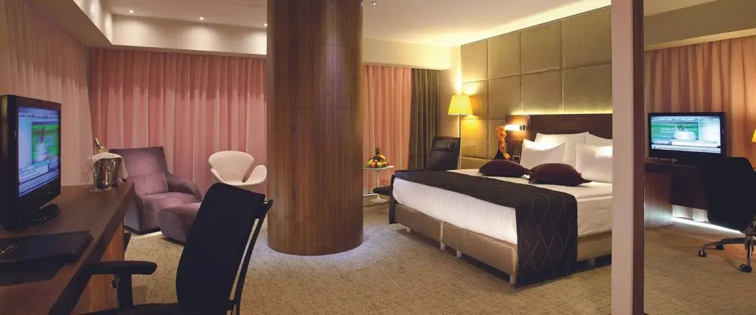 Crowne Plaza Istanbul - Harbiye, an IHG Hotel