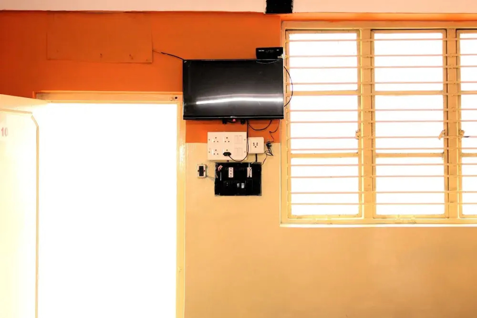 I-ROOMZ Surya Deluxe Lodge