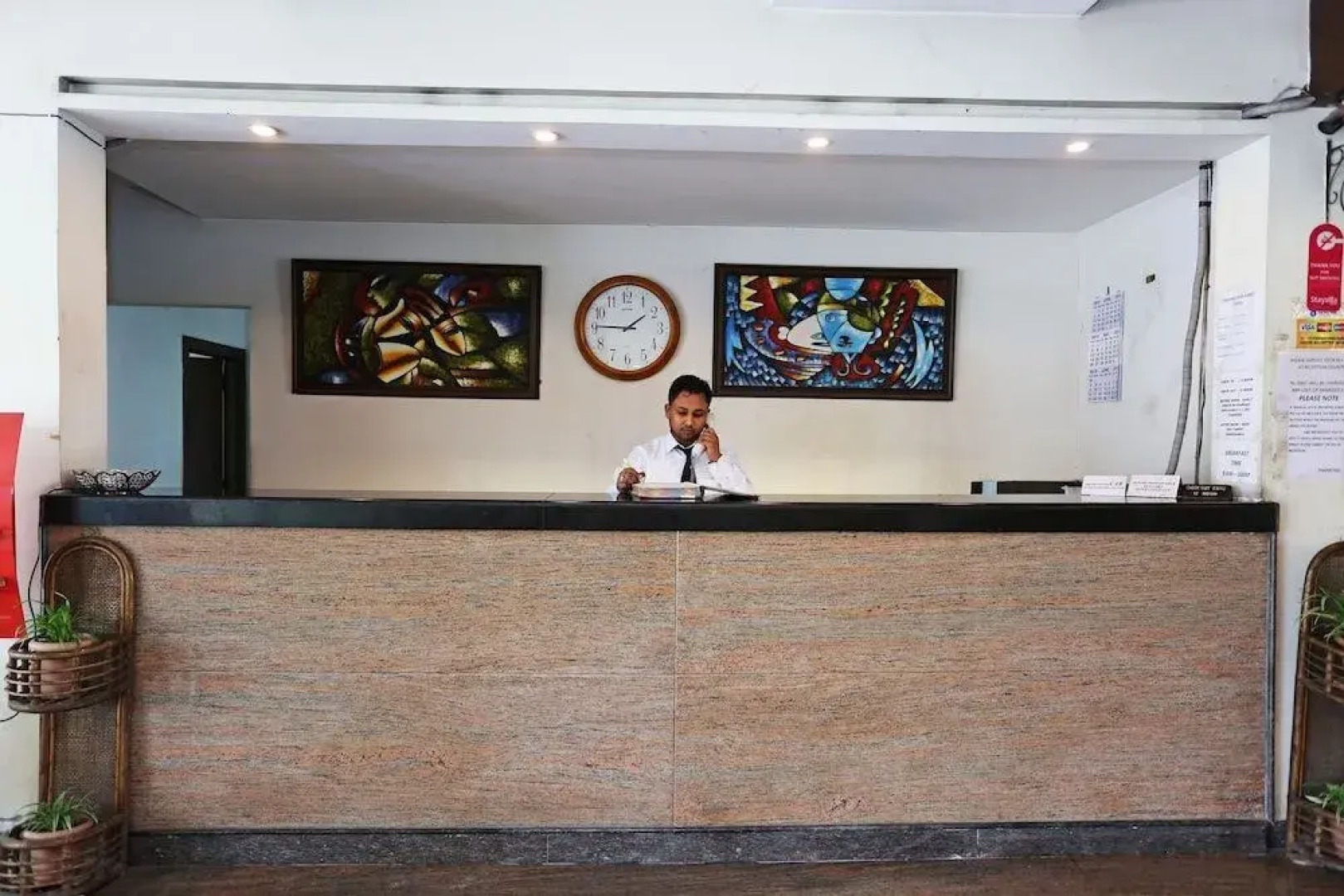 Capital O 45308 Hotel Highway