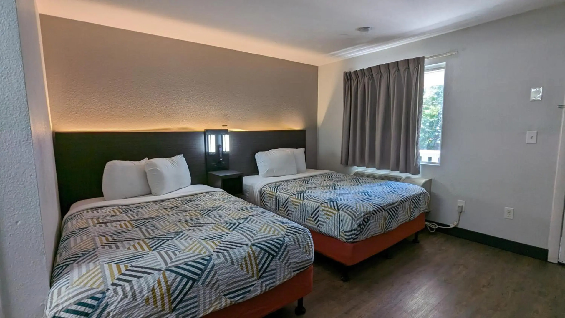 Motel 6 Nashua, NH - North