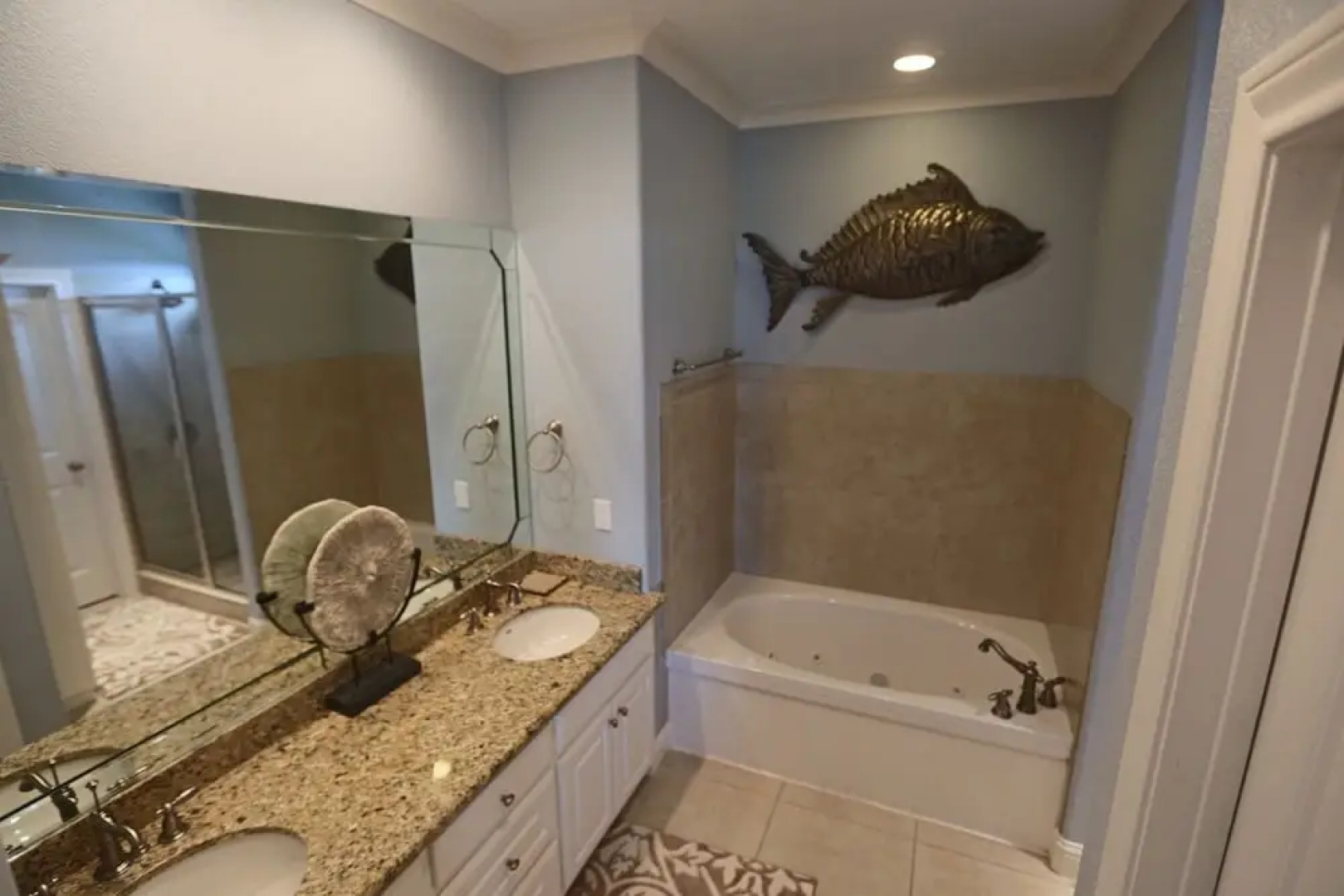 The Ritz Of Crystal Beach 6 Bedroom Home by RedAwning