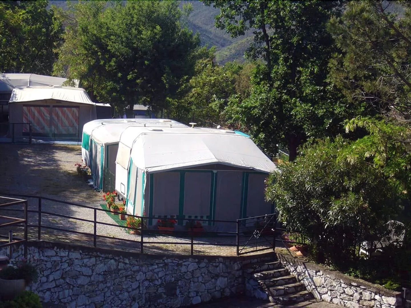 Camping Mare Monti