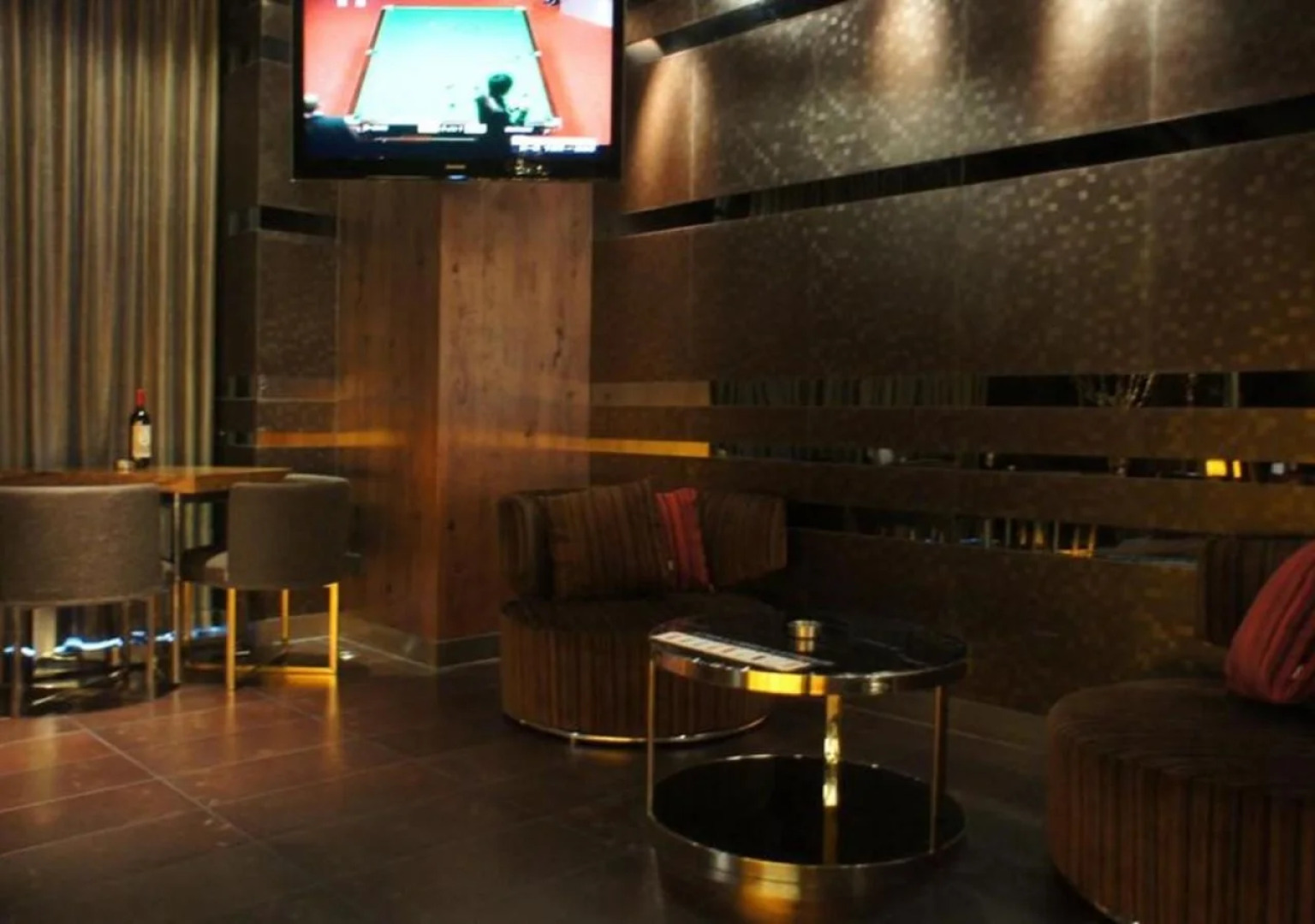 Qingdao Housing International Hotel