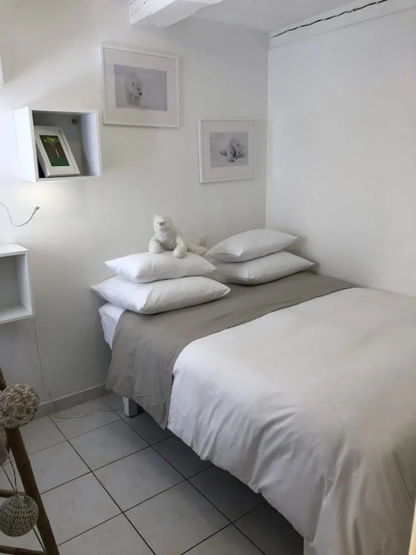 La Tanière de l'Ours Blanc Aubagne-Cassis-Aix en Provence