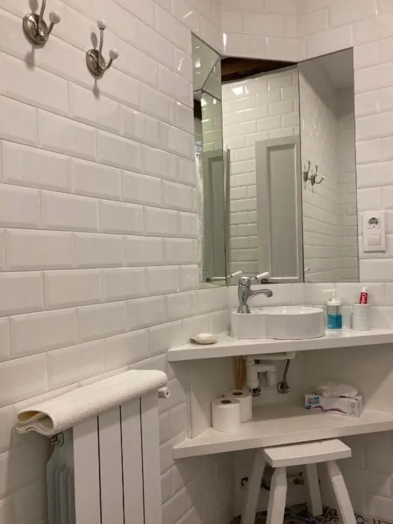 PLENO CENTRO COMILLLAS-3 Hab, 2 Baños