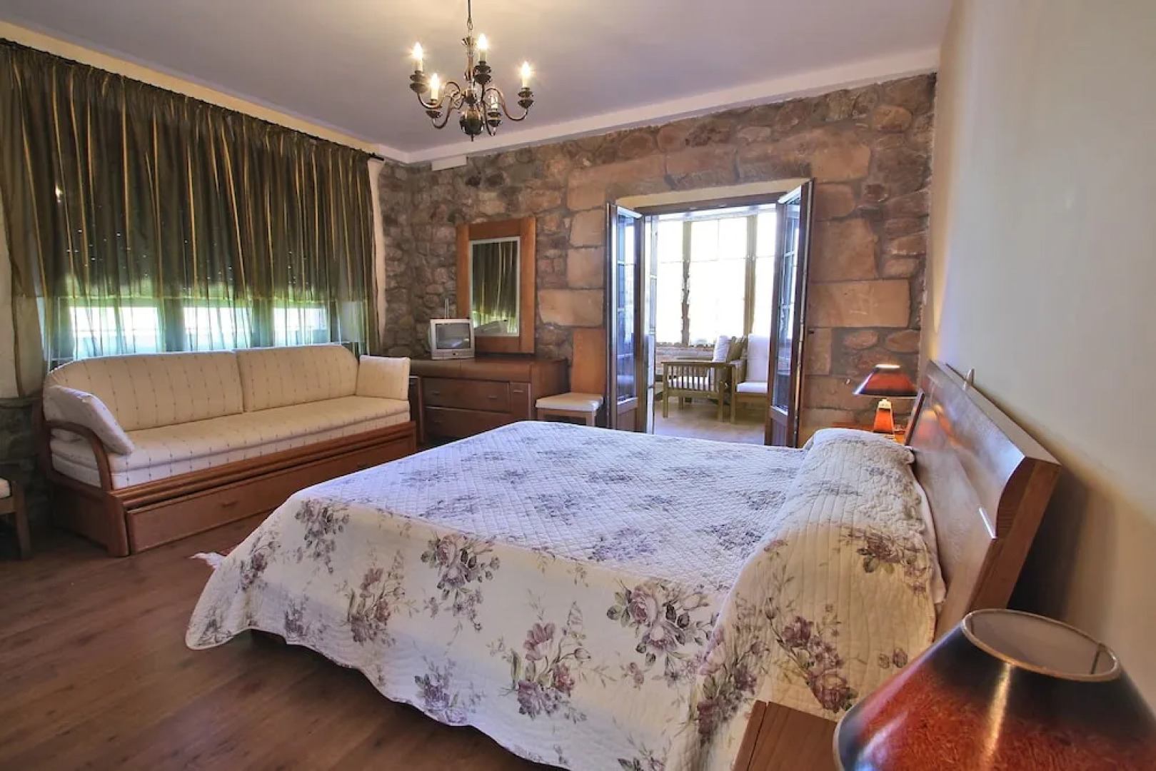 Posada Medieval el Manjon