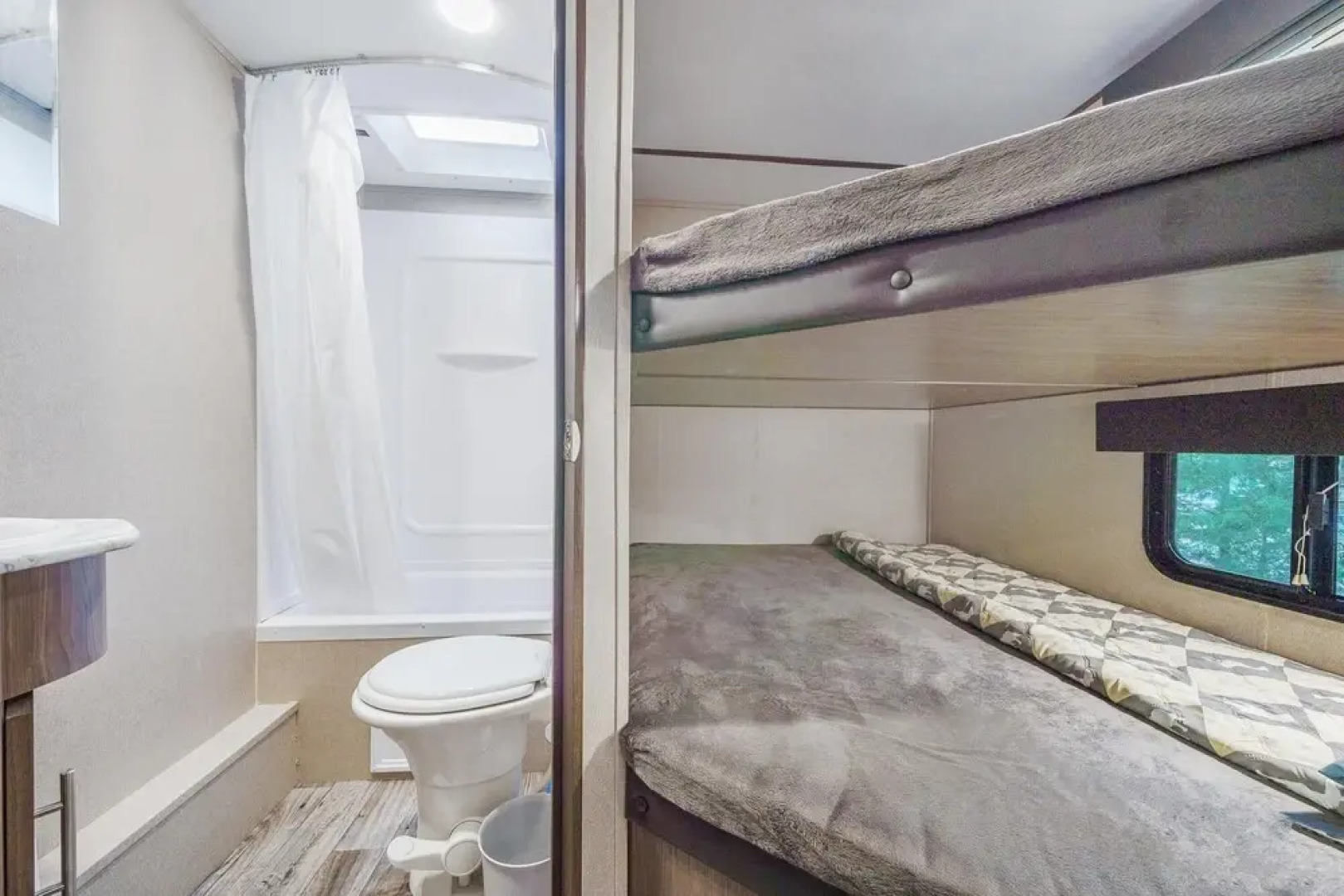 Hongcheon Vivaldicampingpark Caravan