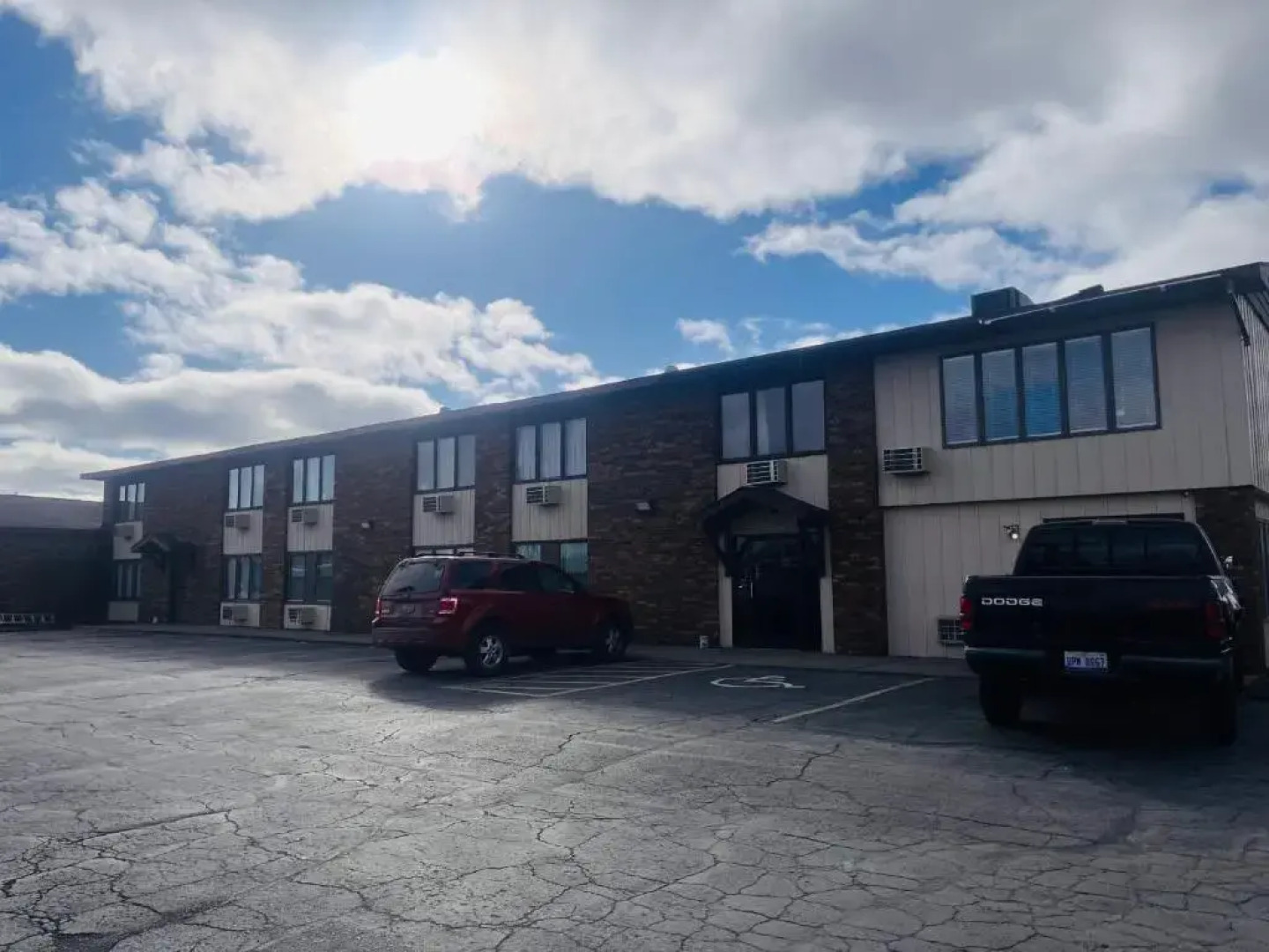 Motel 6 Iron Mountain