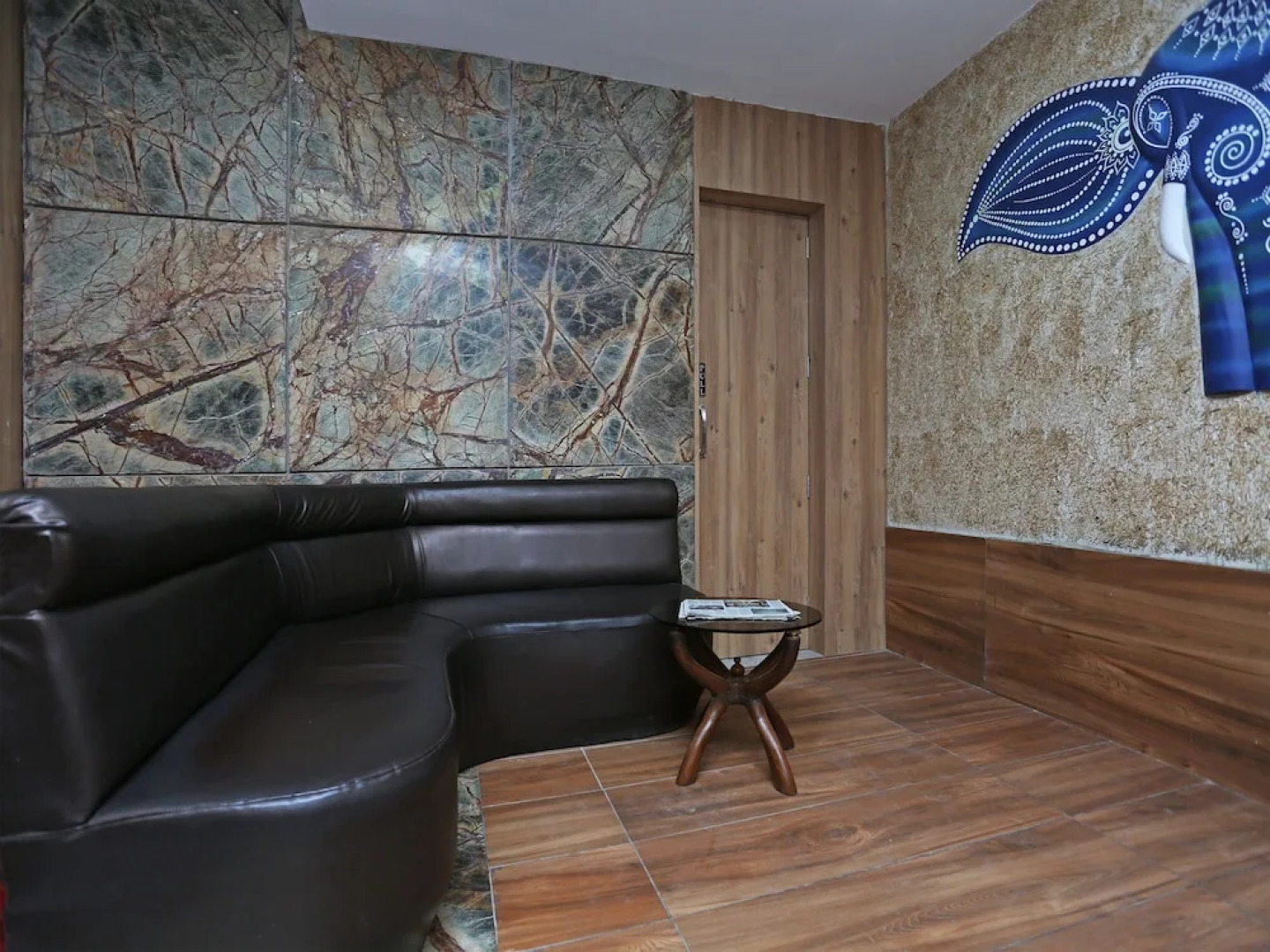 OYO 8576 Hotel Jiwan Plaza