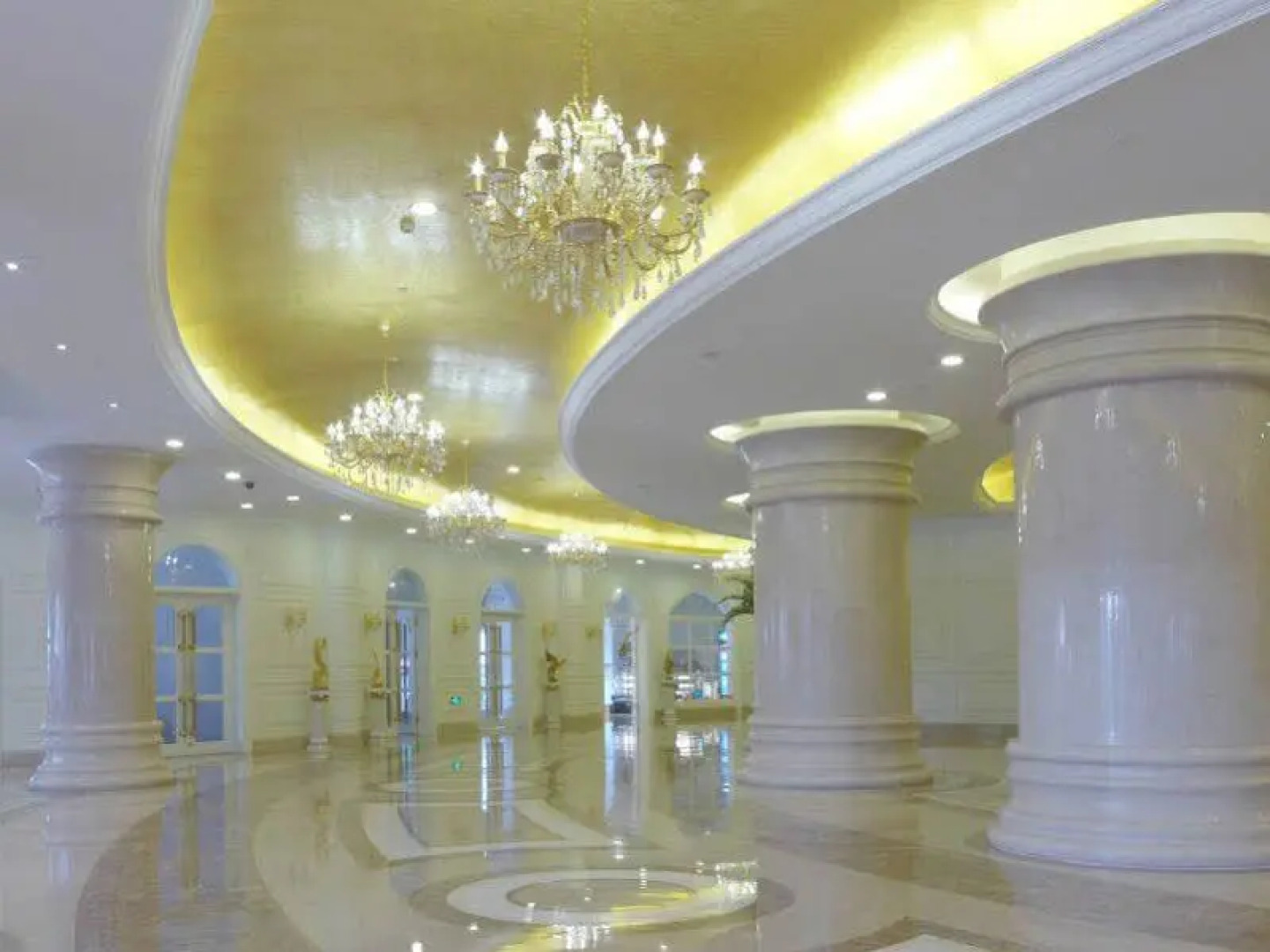 Luoding International Hotel