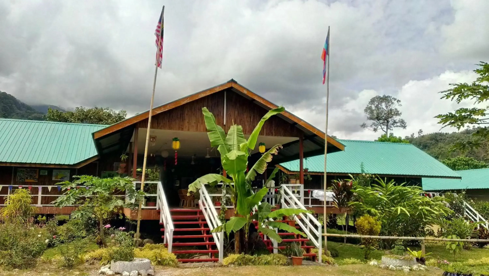 Kinabalu Poring Vacation Lodge - Hostel
