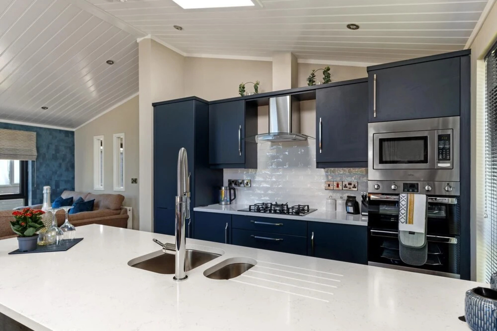 Dewin Bach - Luxury Lodge Hot Tub Close to Beach