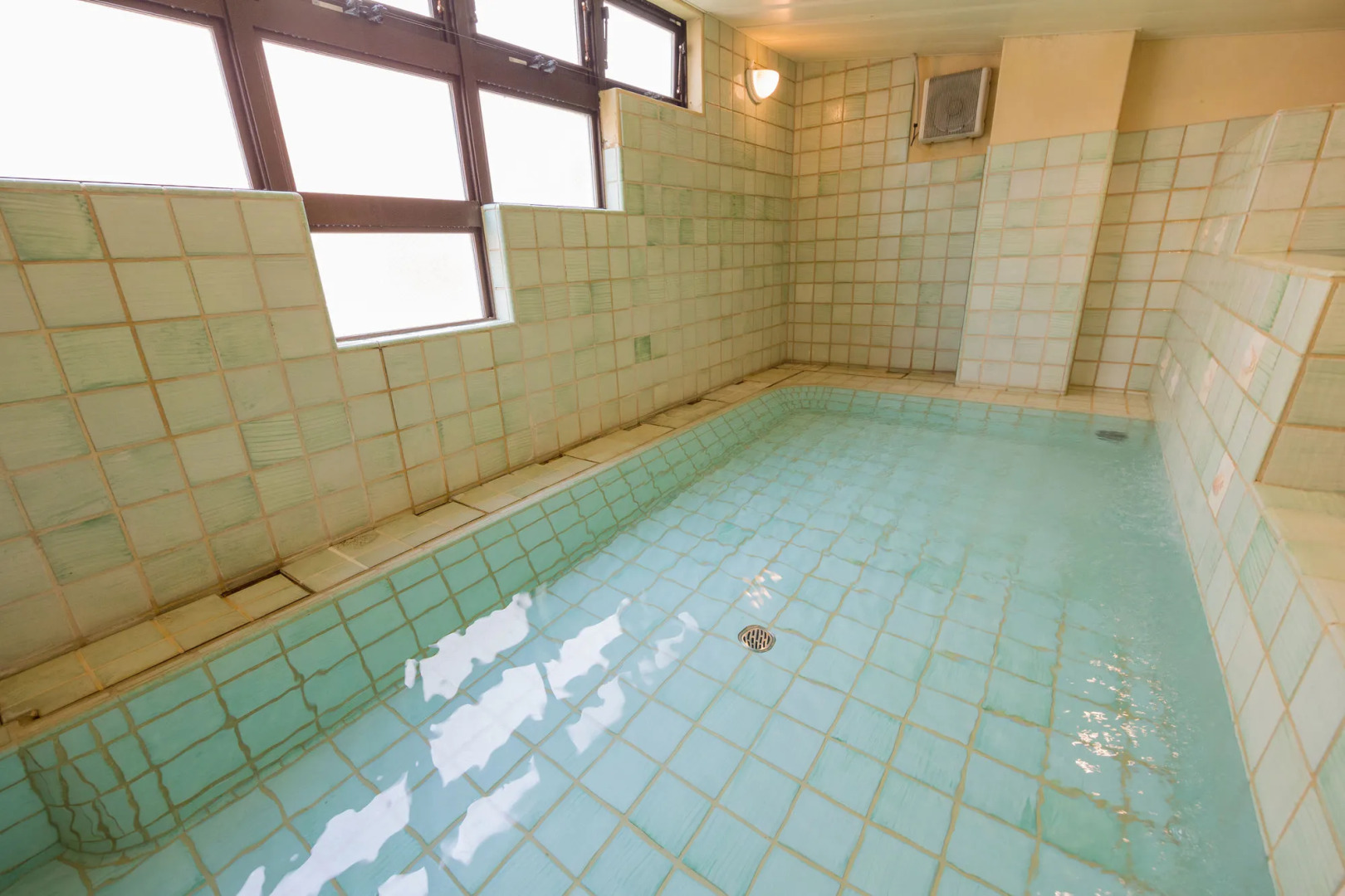 Poppy Springs Resort & Spa