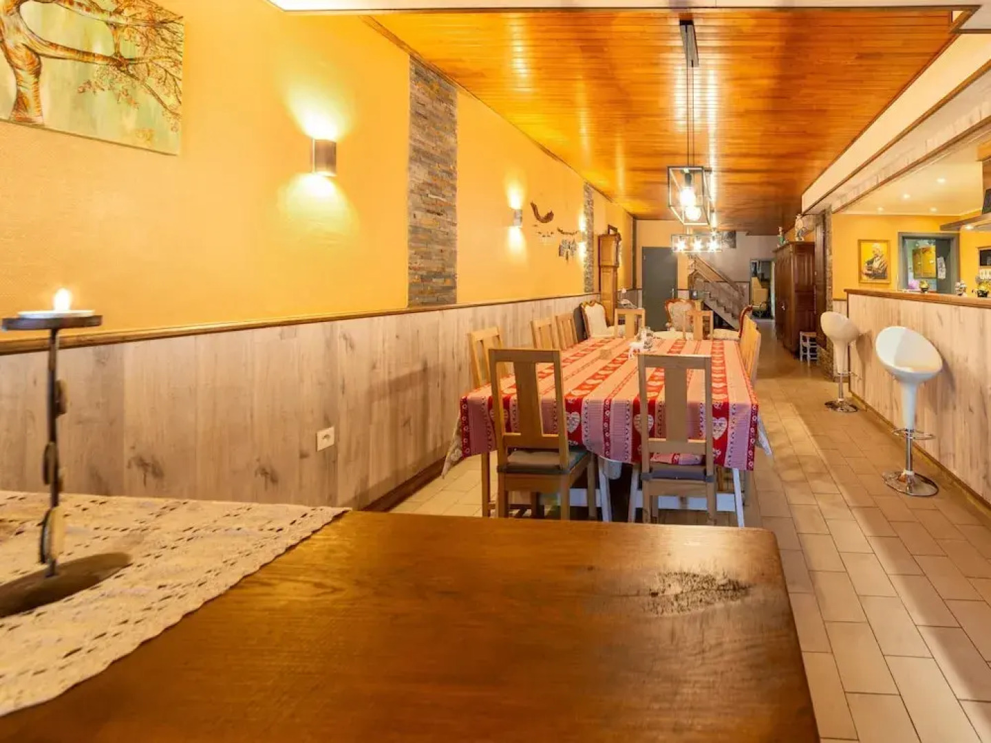 Expansive Holiday Home in Ardennes with Hot Tub