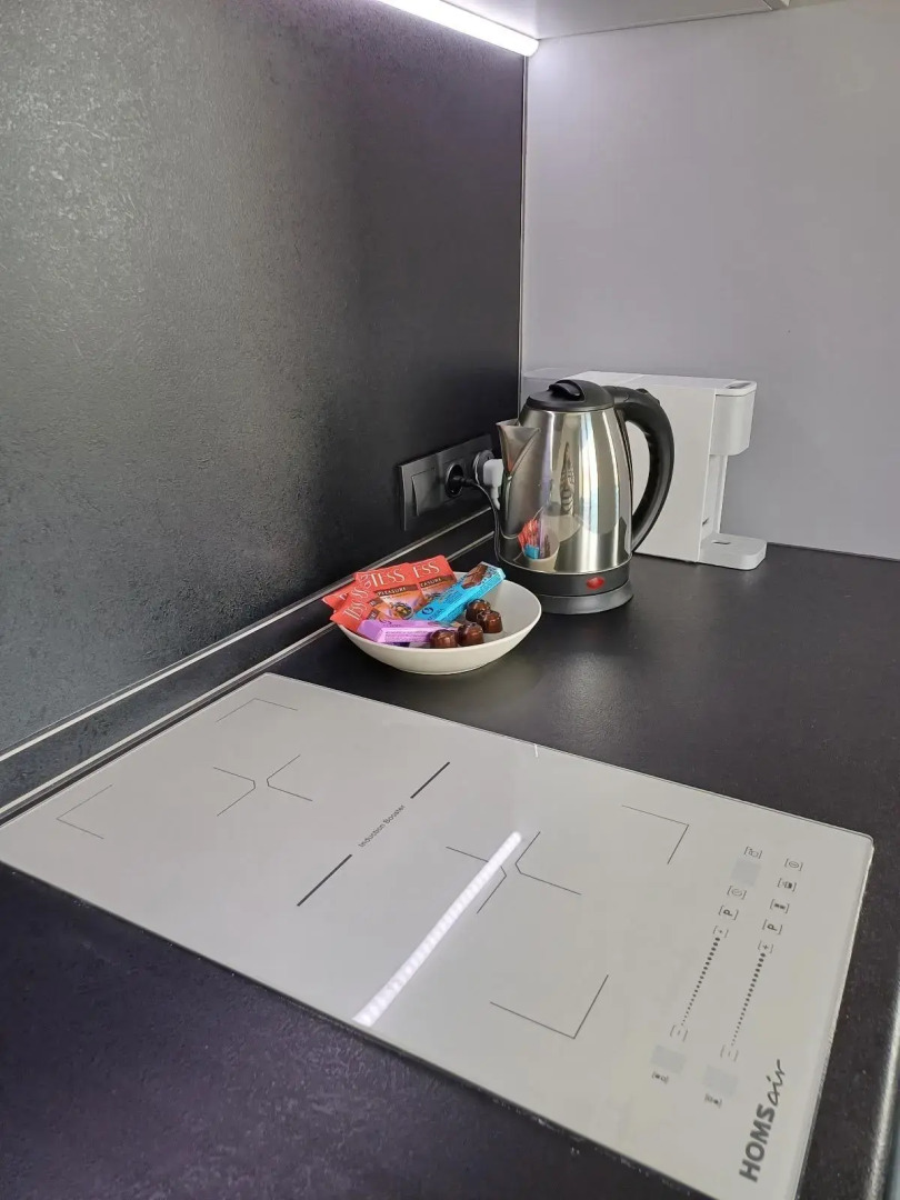 TroeSutokApart Комсомольская 50