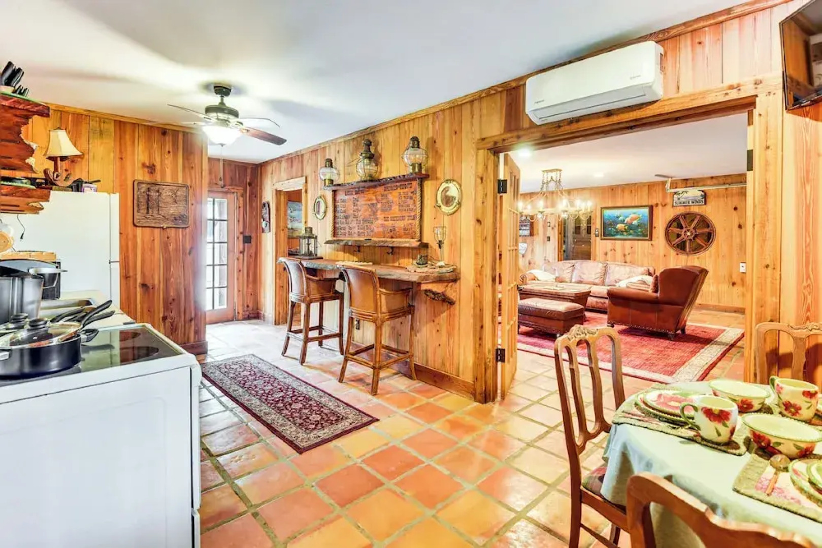 Sandy Shore & Multi-boat Dock! St Johns River Home