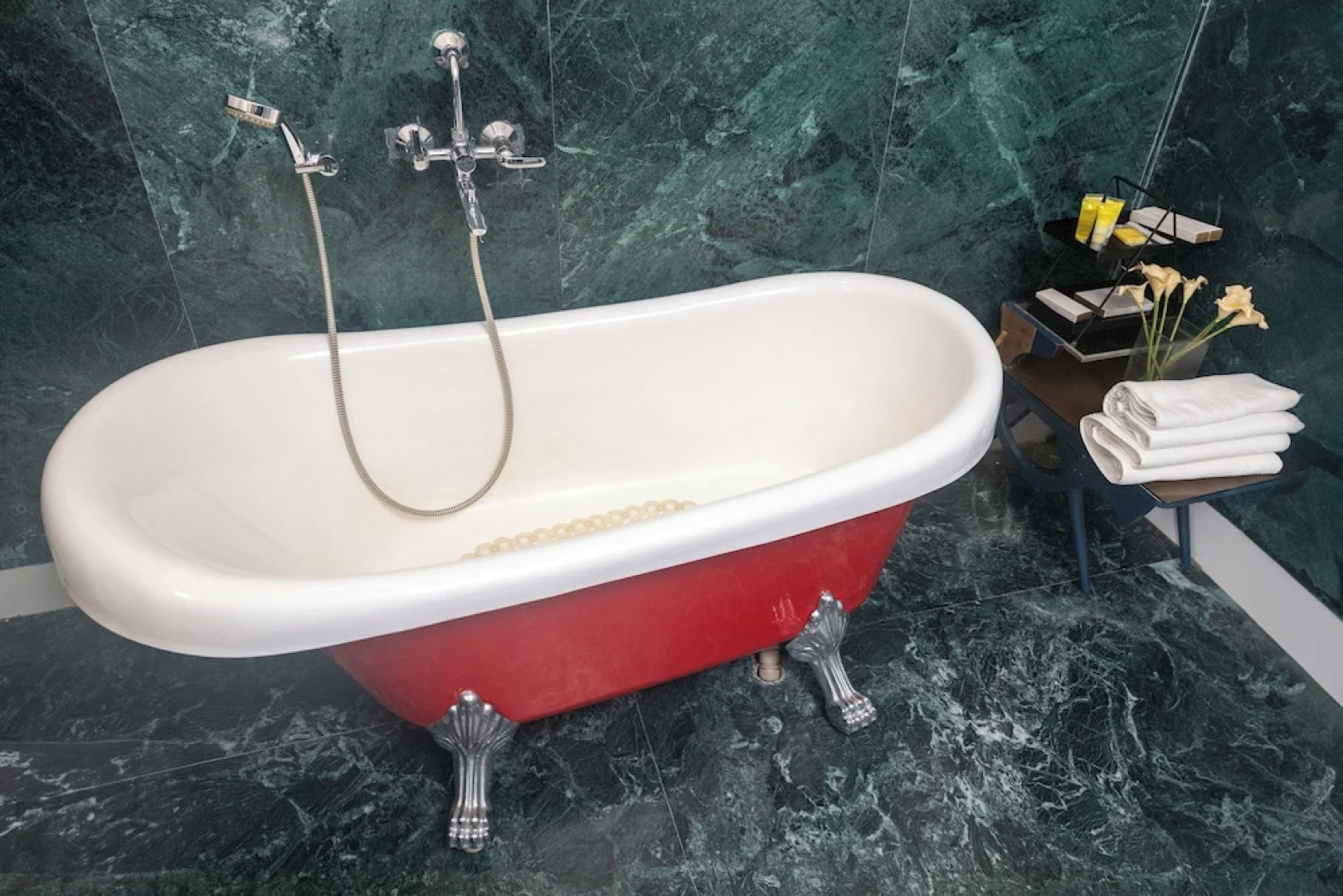 The Baradighi Bungalow - A Heritage Tea Resort