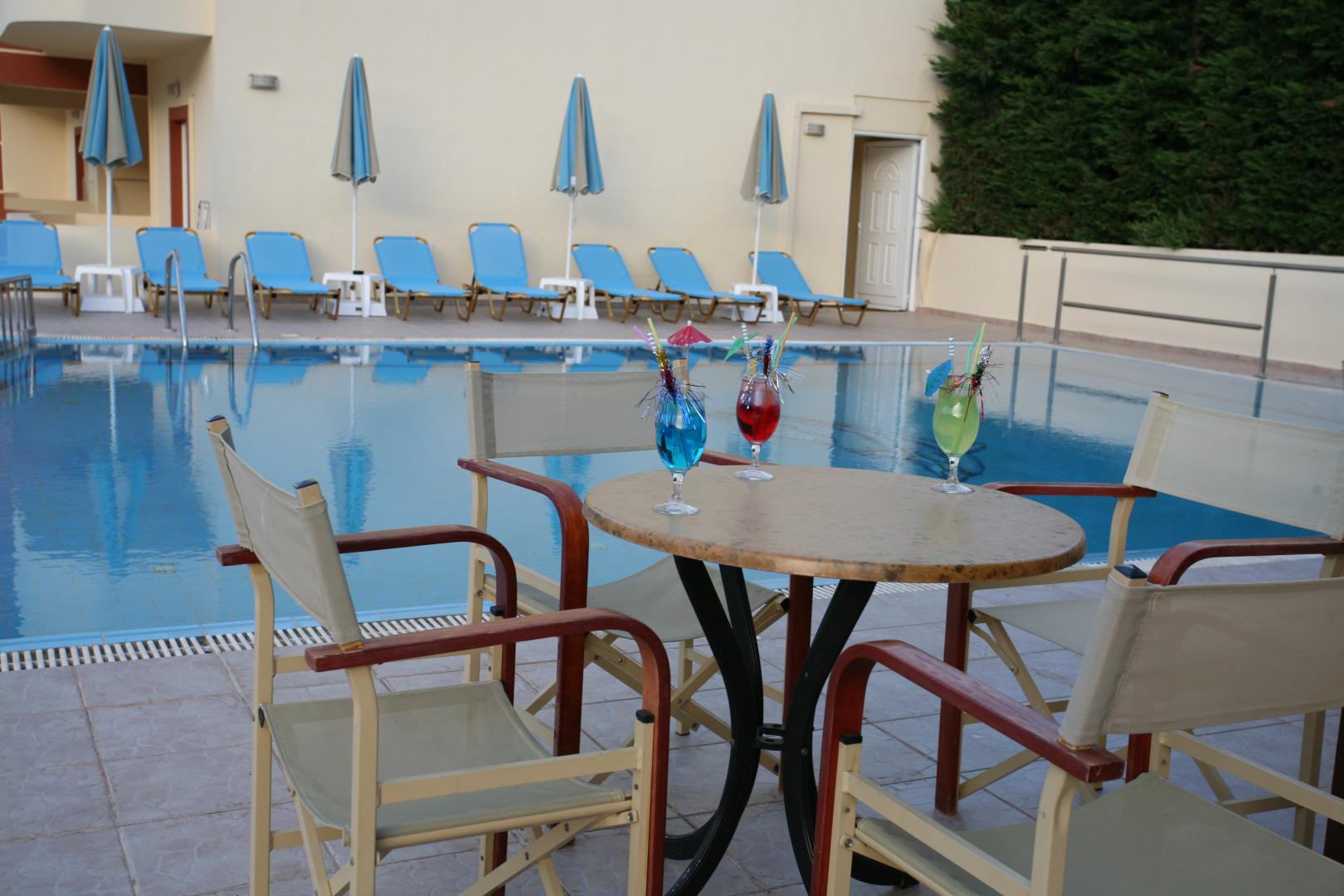 Elpis Studios & Apartments