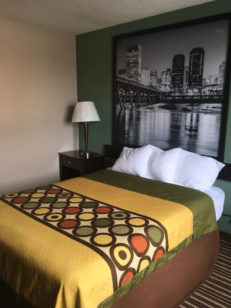 Super 8 Richmond Midlothian Turnpike