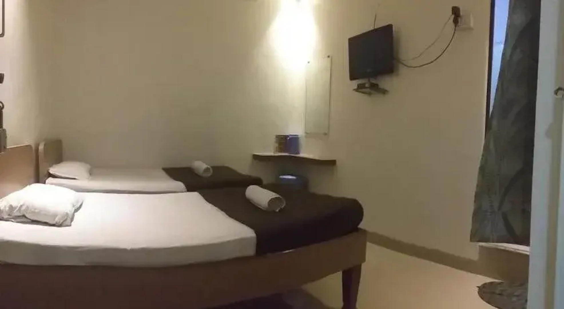 Hotel Ashirwad Lodge