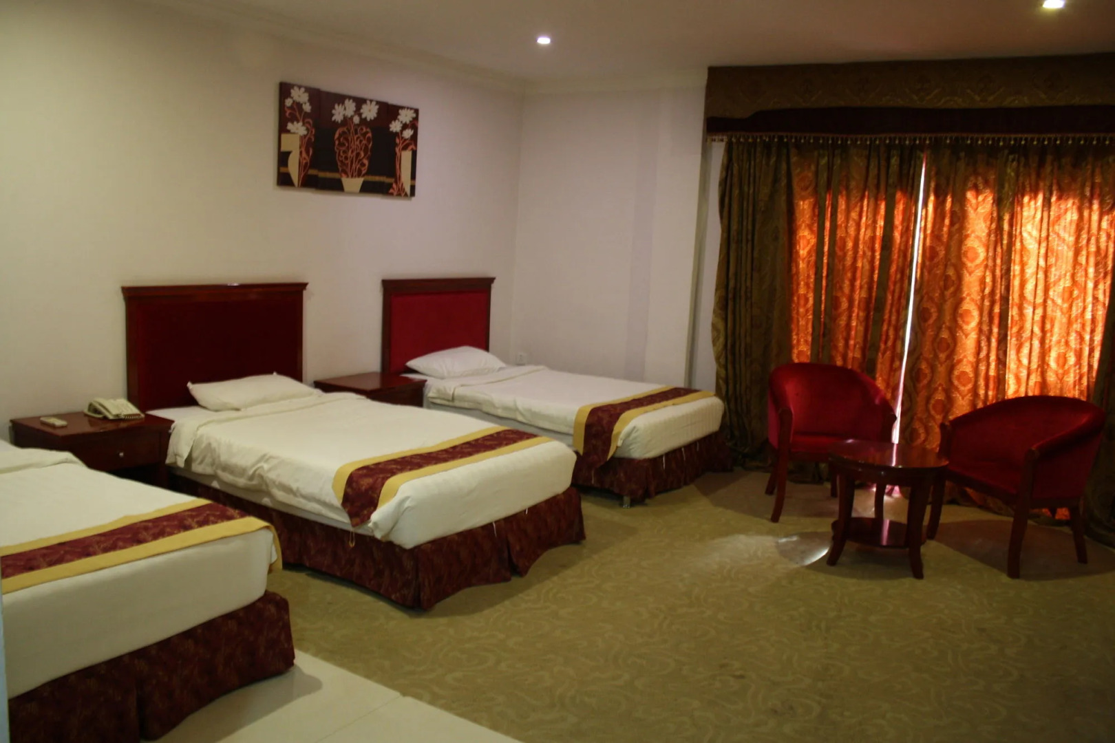 Tilko Jaffna City Hotel