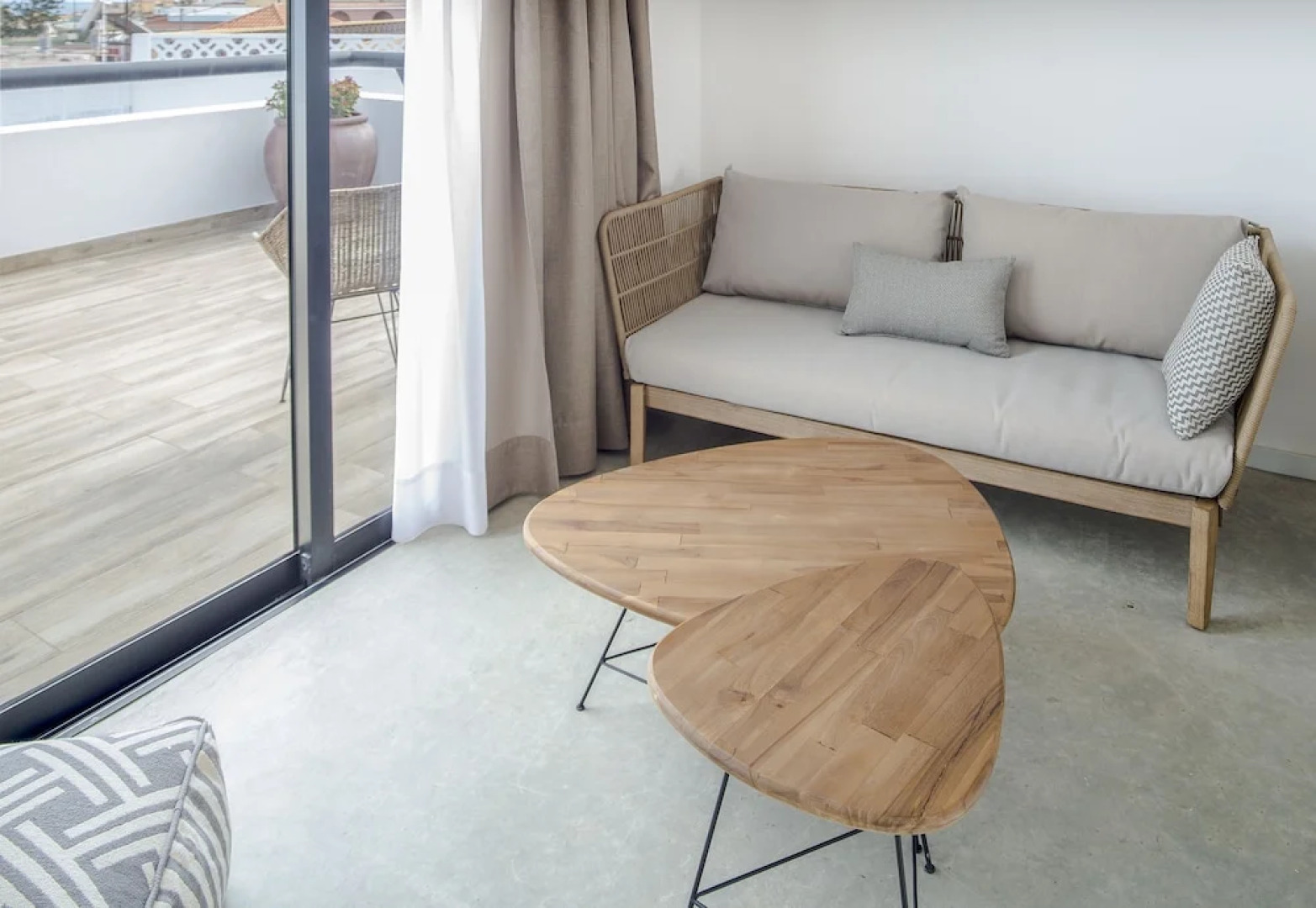 Lightbooking - Edem II