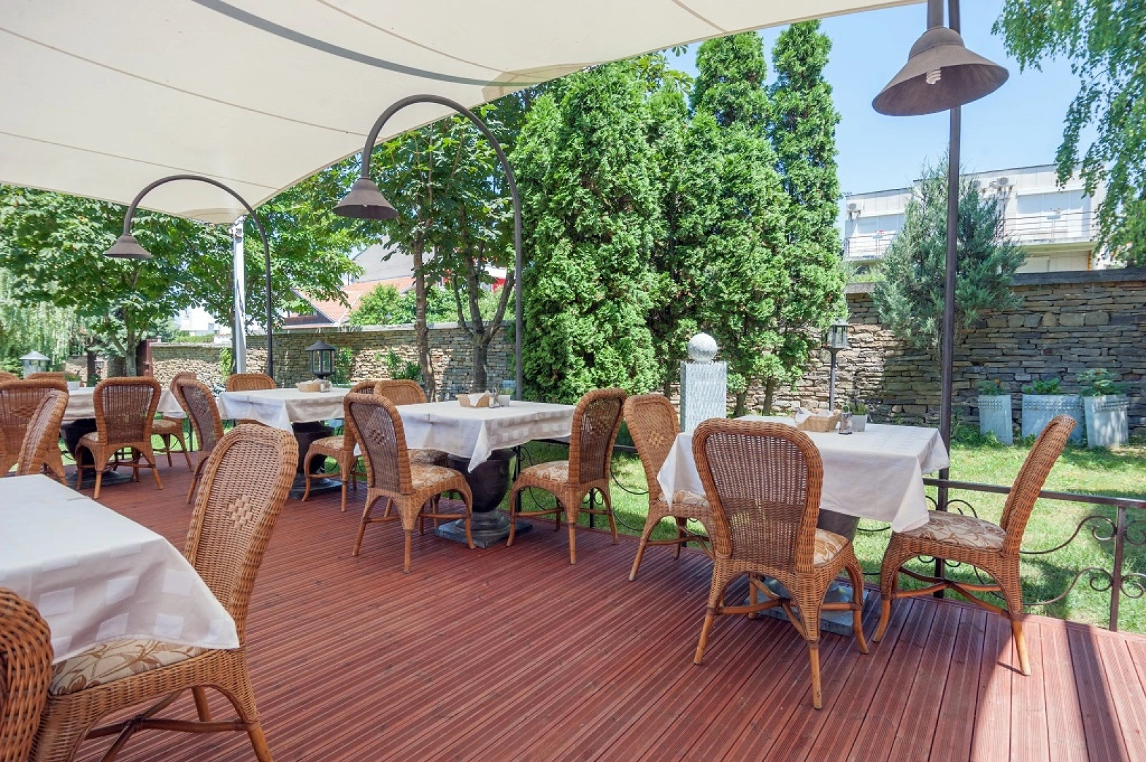 Merlin Alexandria Club Hotel