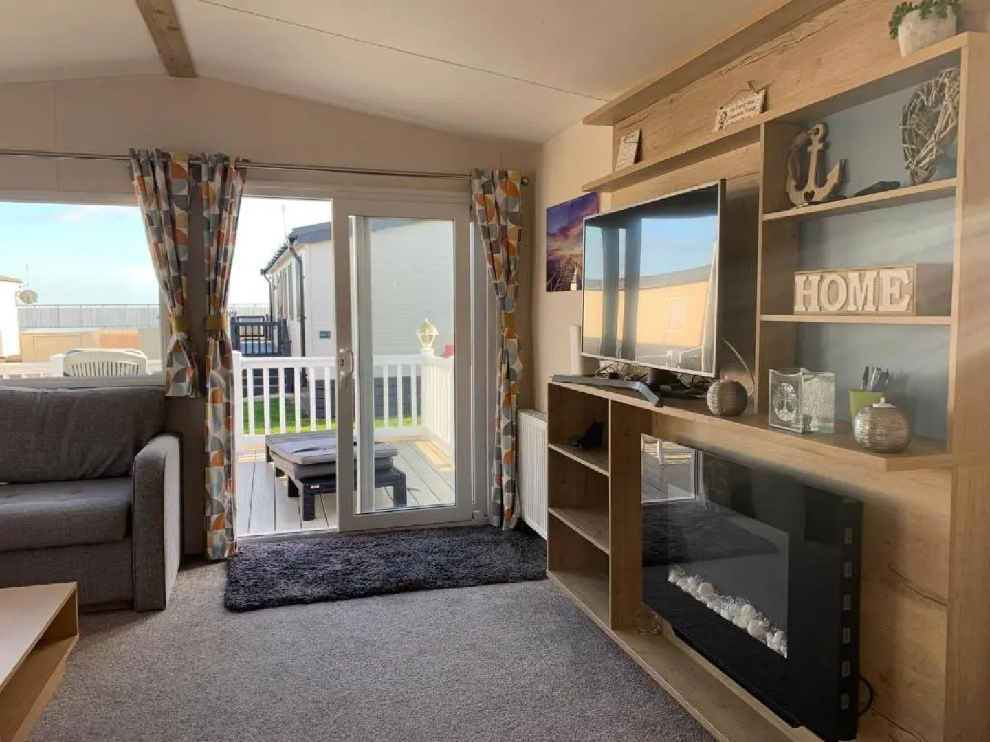 MV7 Suffolk sands holiday park