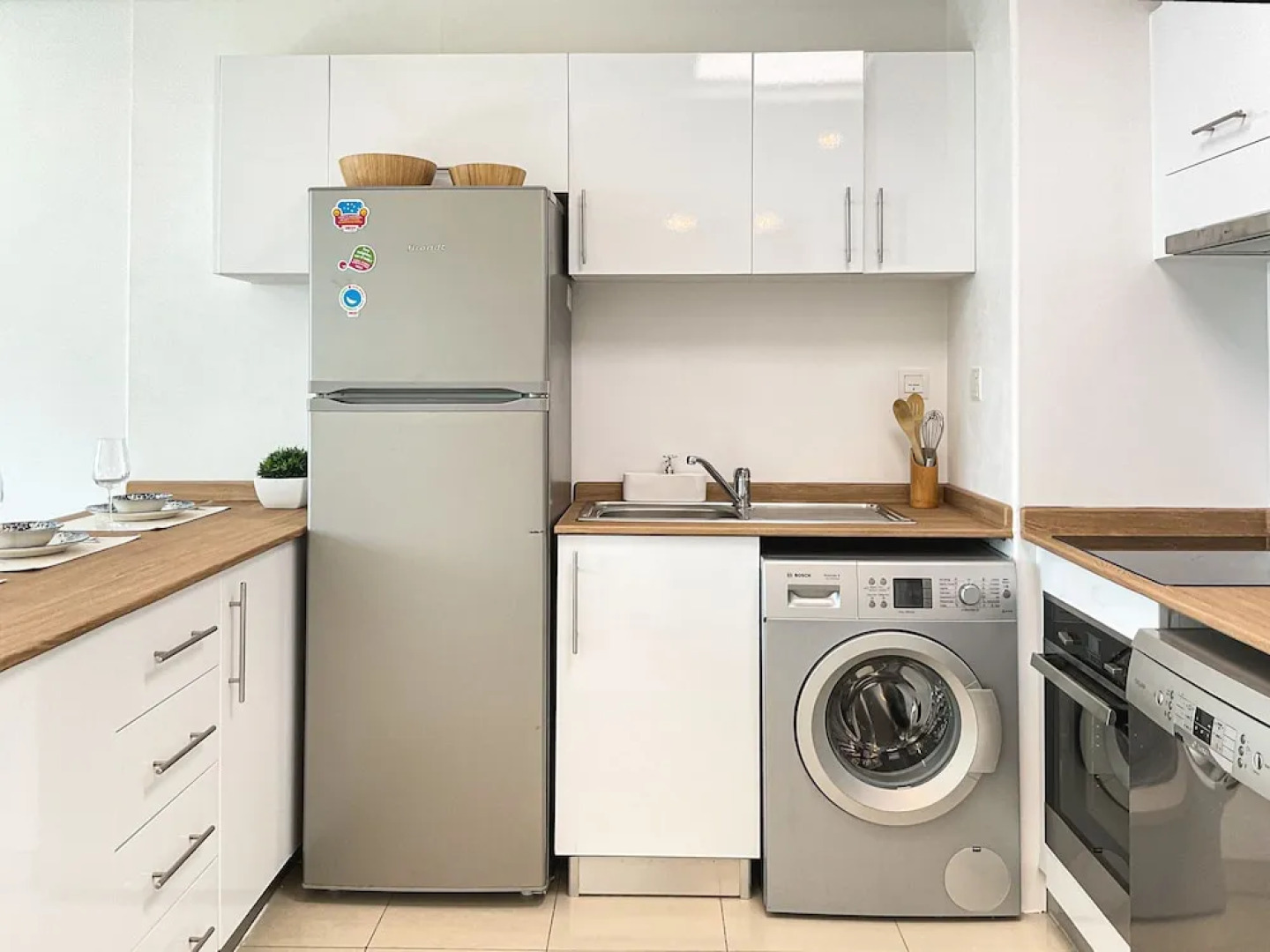 HiGuests - Bay central