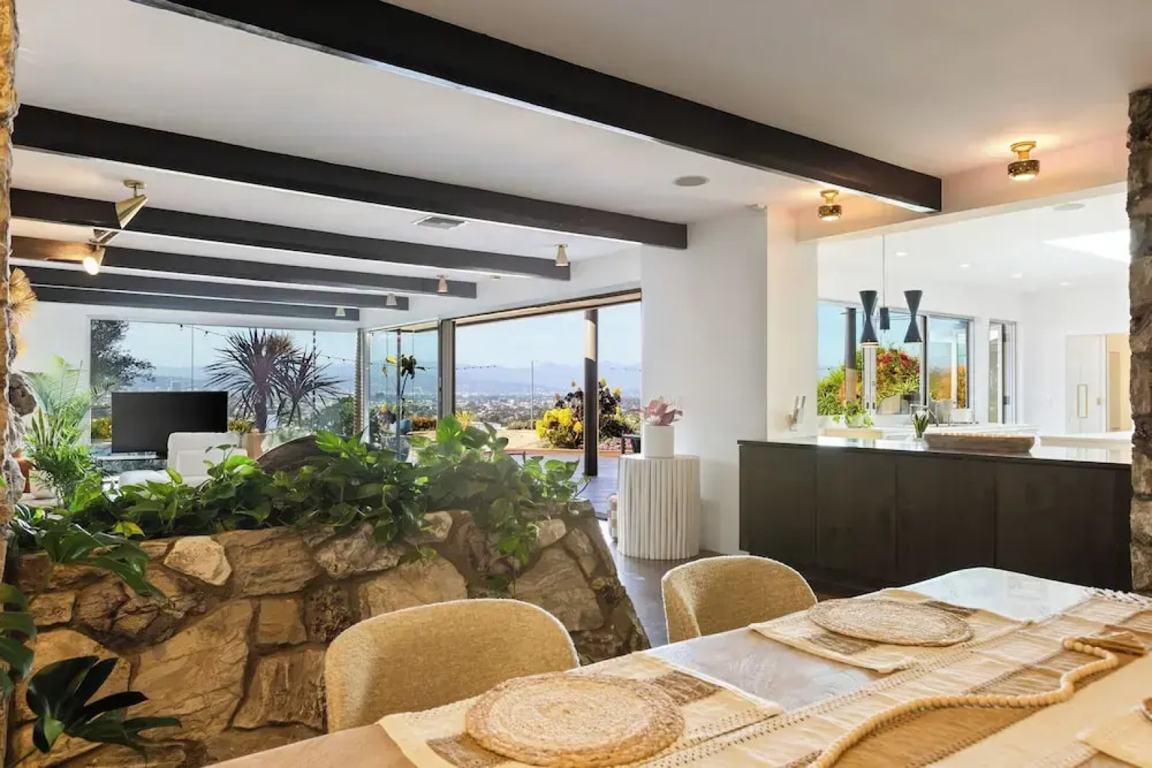 Casa Veronica by Oraklus