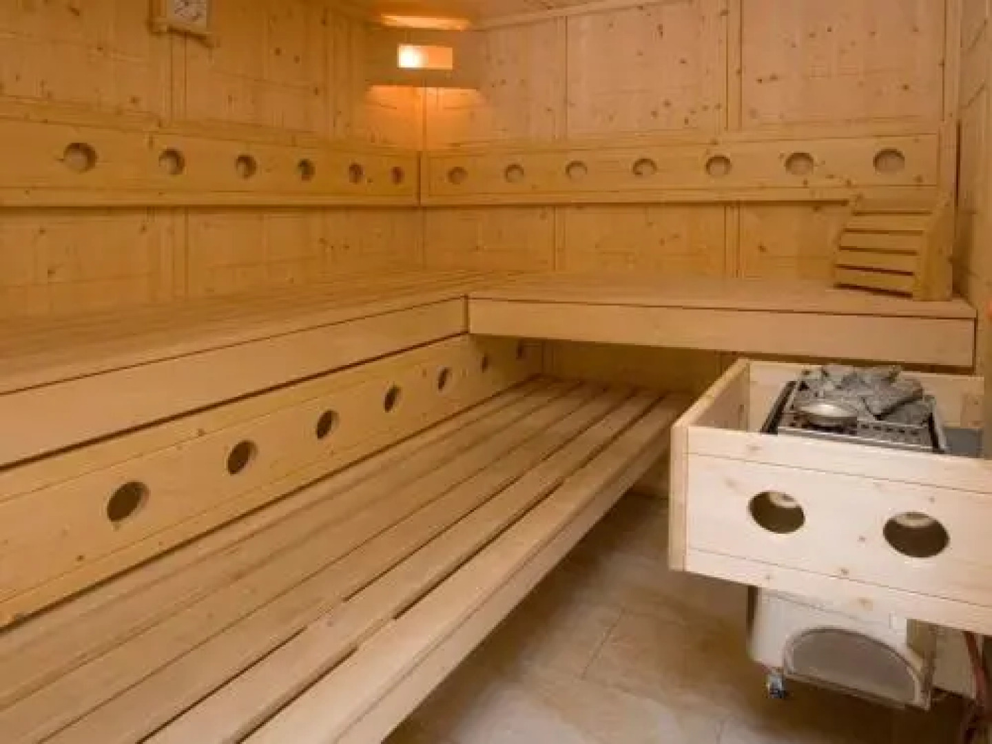 Chalet Alpendorf Dachstein West