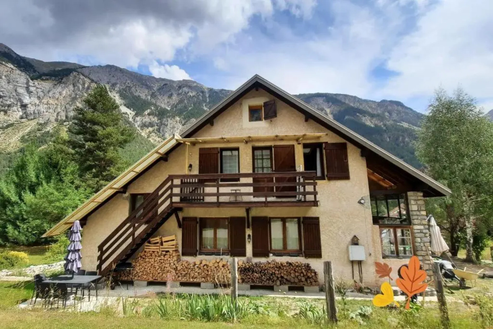Vallée de la Clarée Rental for 4 people in Val-des-Prés "Le Rosier"