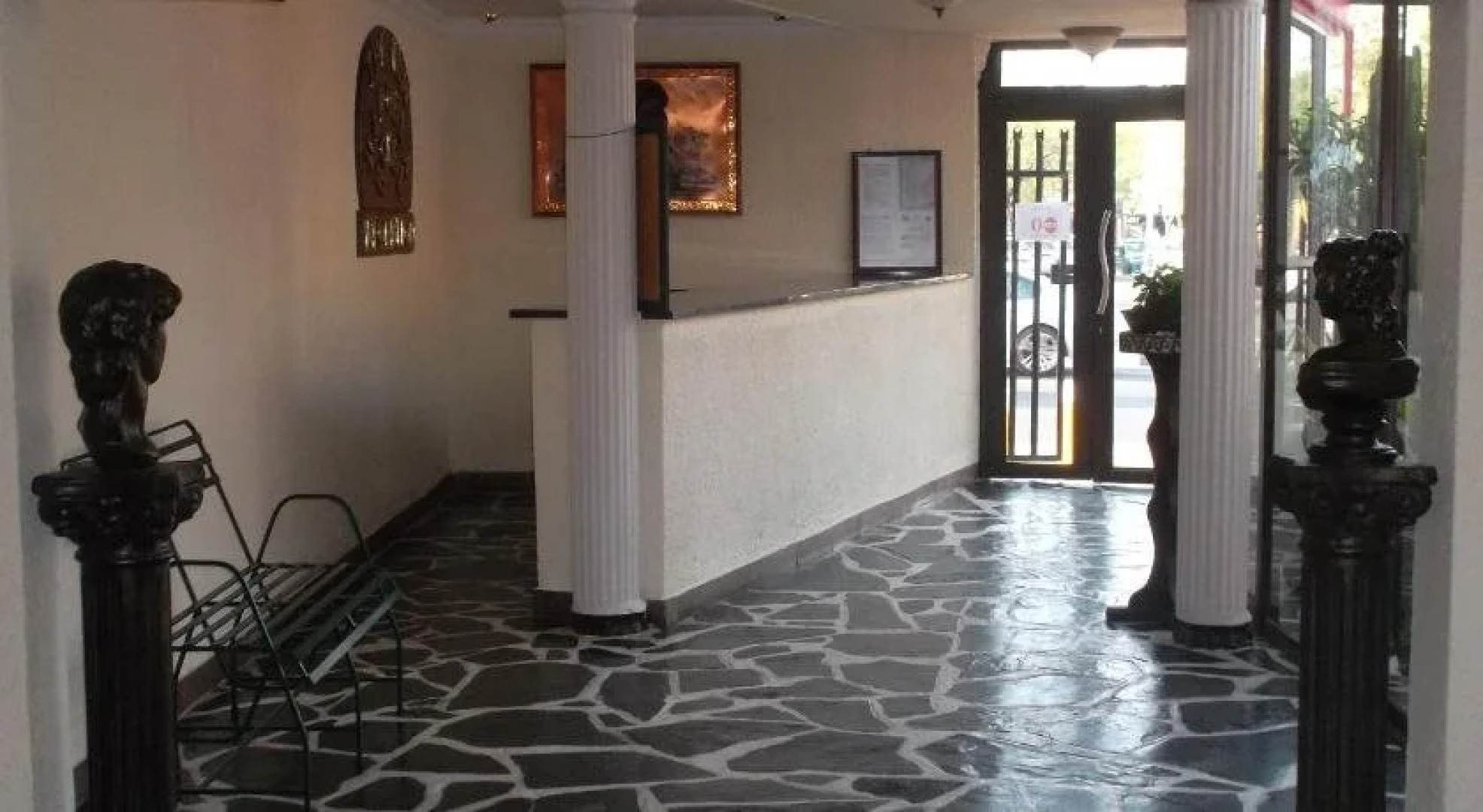 The New Maroela Hotel