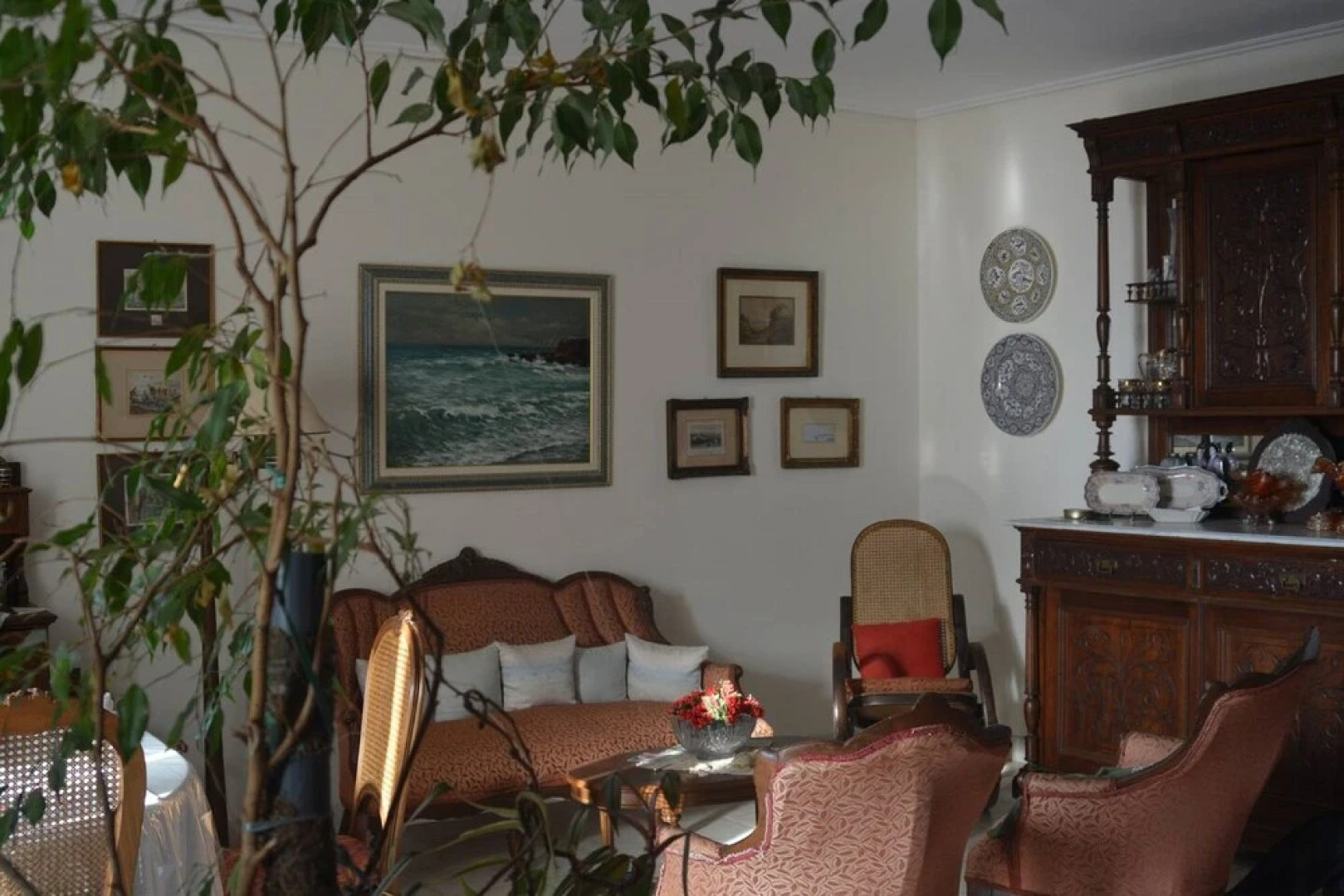 Sophisticated Central House In Tinos