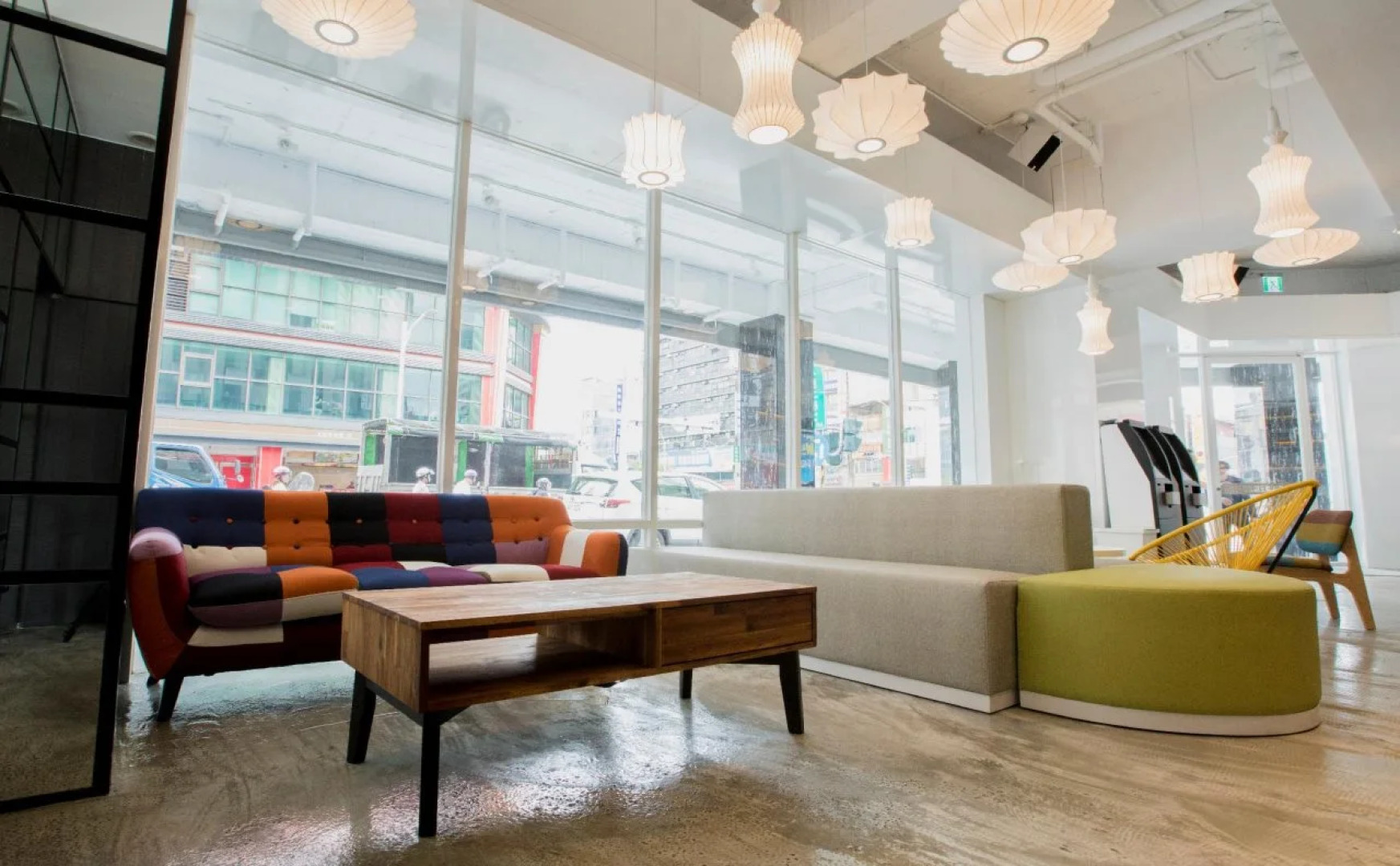 Single Inn - Kaohsiung Station