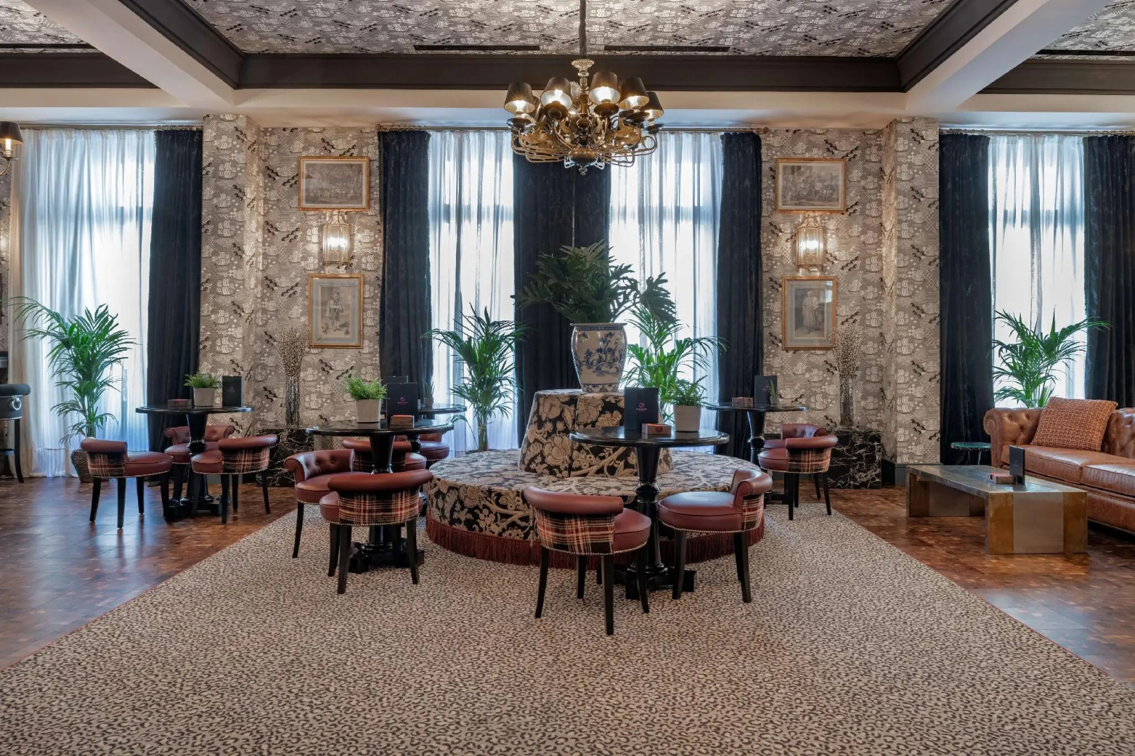 NH Collection Valencia Colón