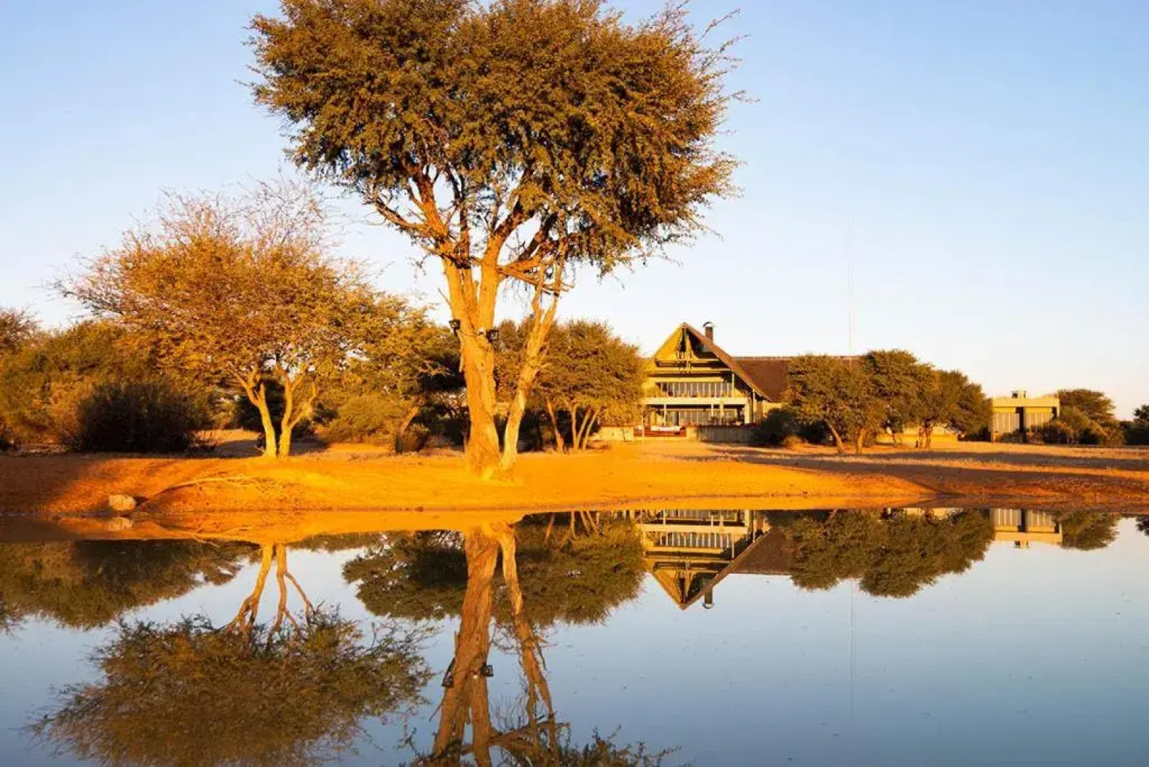 The Kalahari Sands Exclusive Safari Lodge