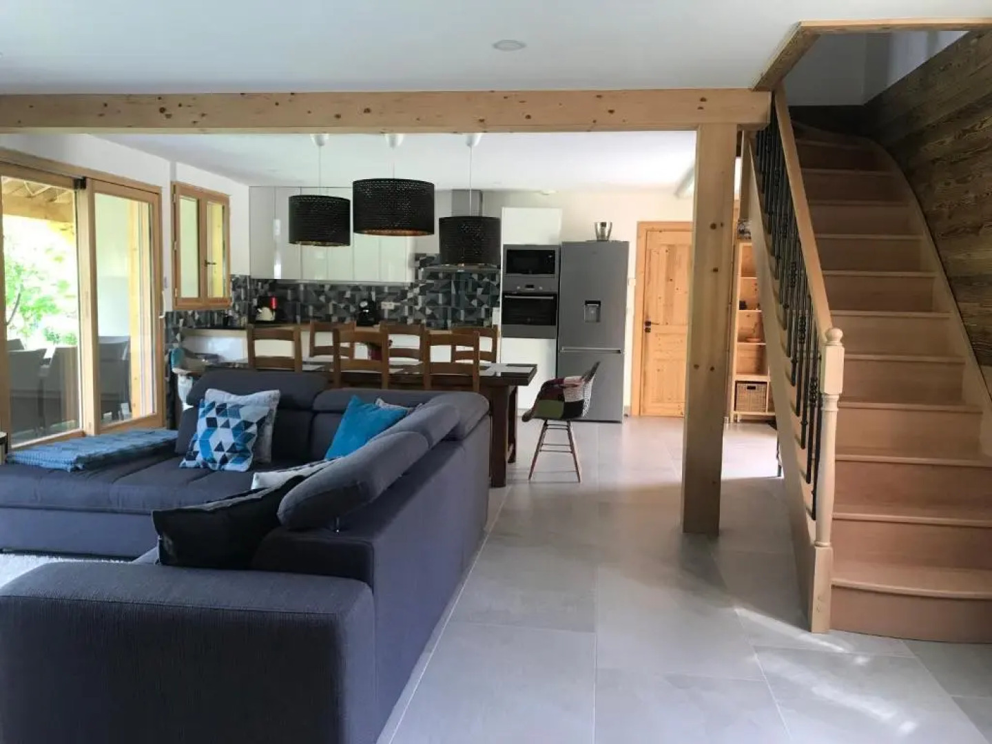 Chalet Barbara with swimming pool in the heart of Oisans