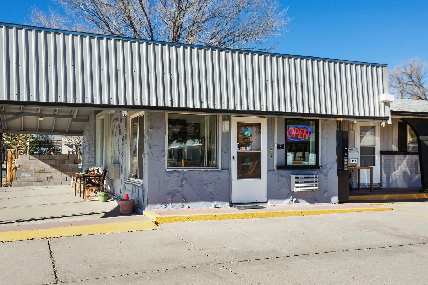 Rodeway Inn & Suites Raton