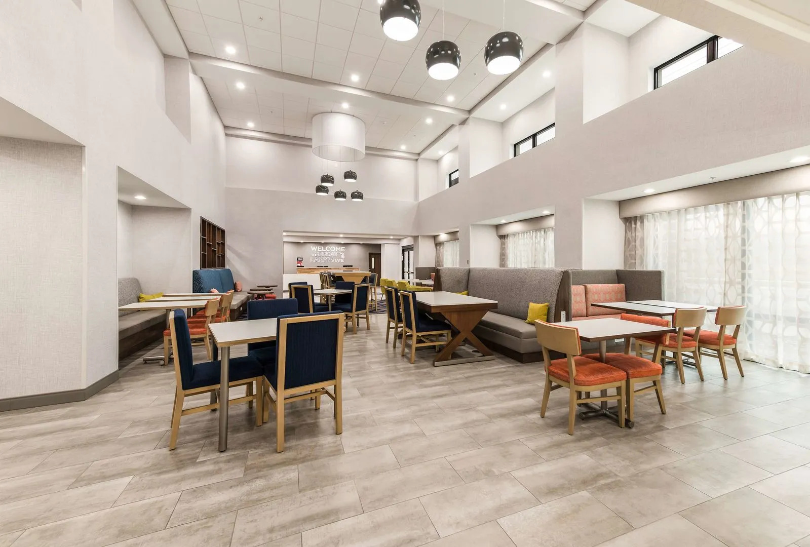 Hampton Inn & Suites Benton Harbor