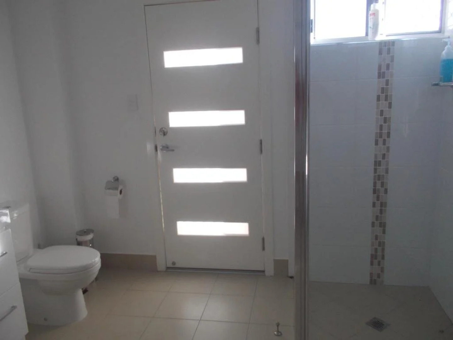 Bowen B&B Gallery on the Hill