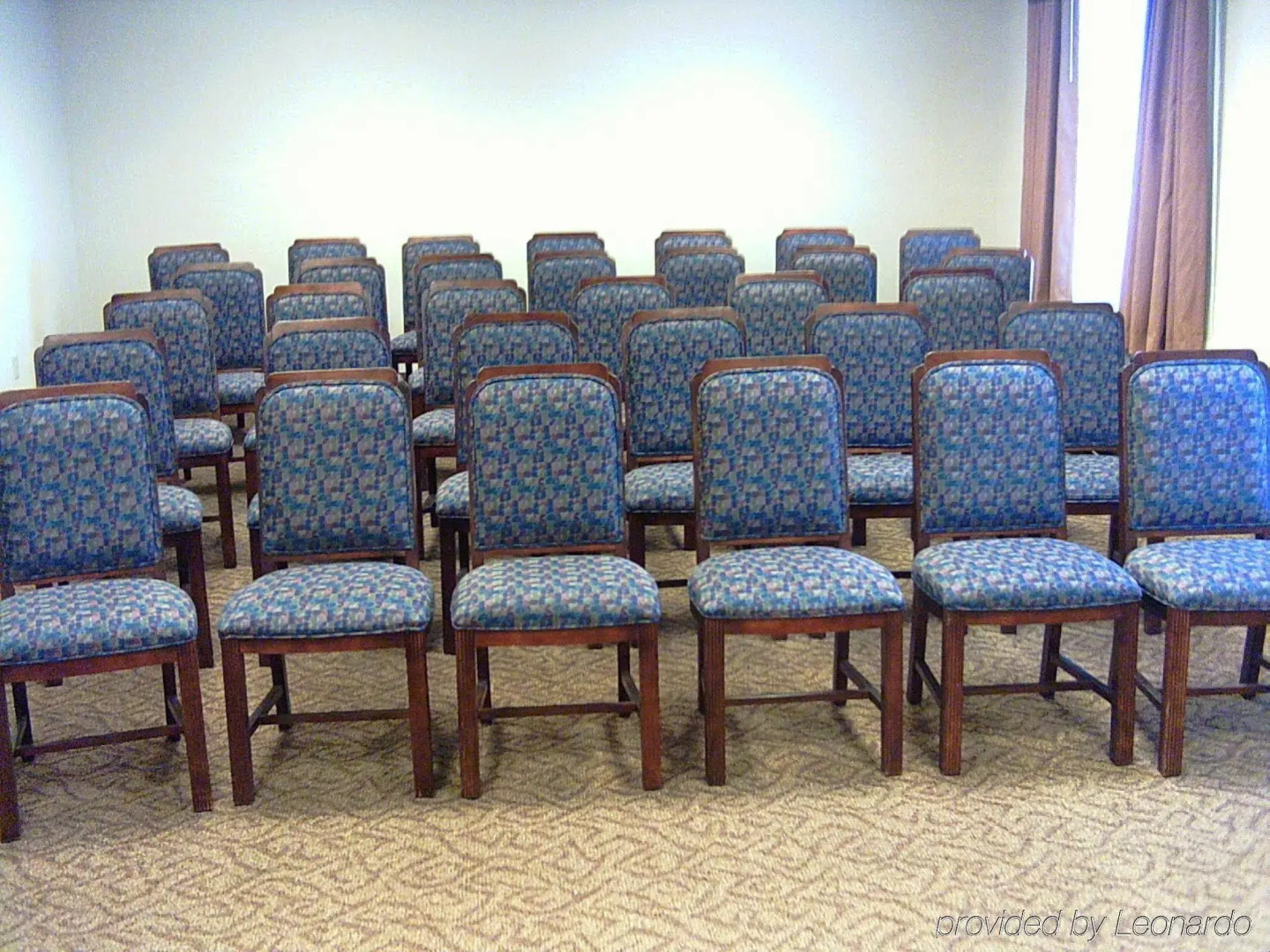 Best Western Plus Twin View Inn & Suites