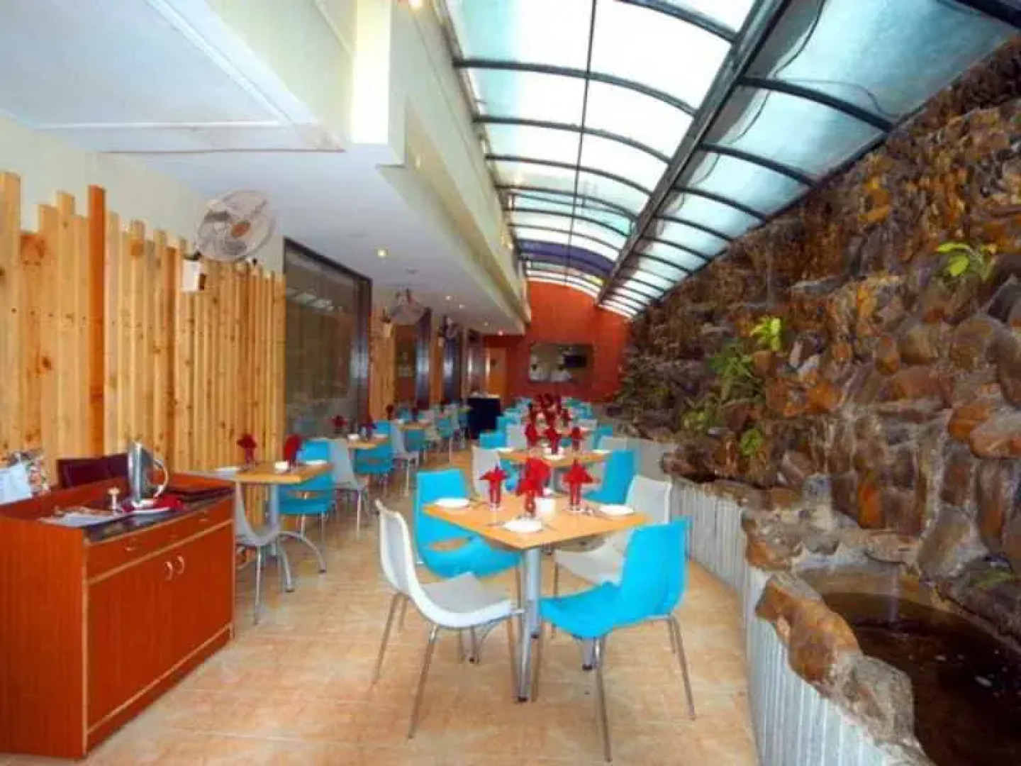 Hotel AJ International