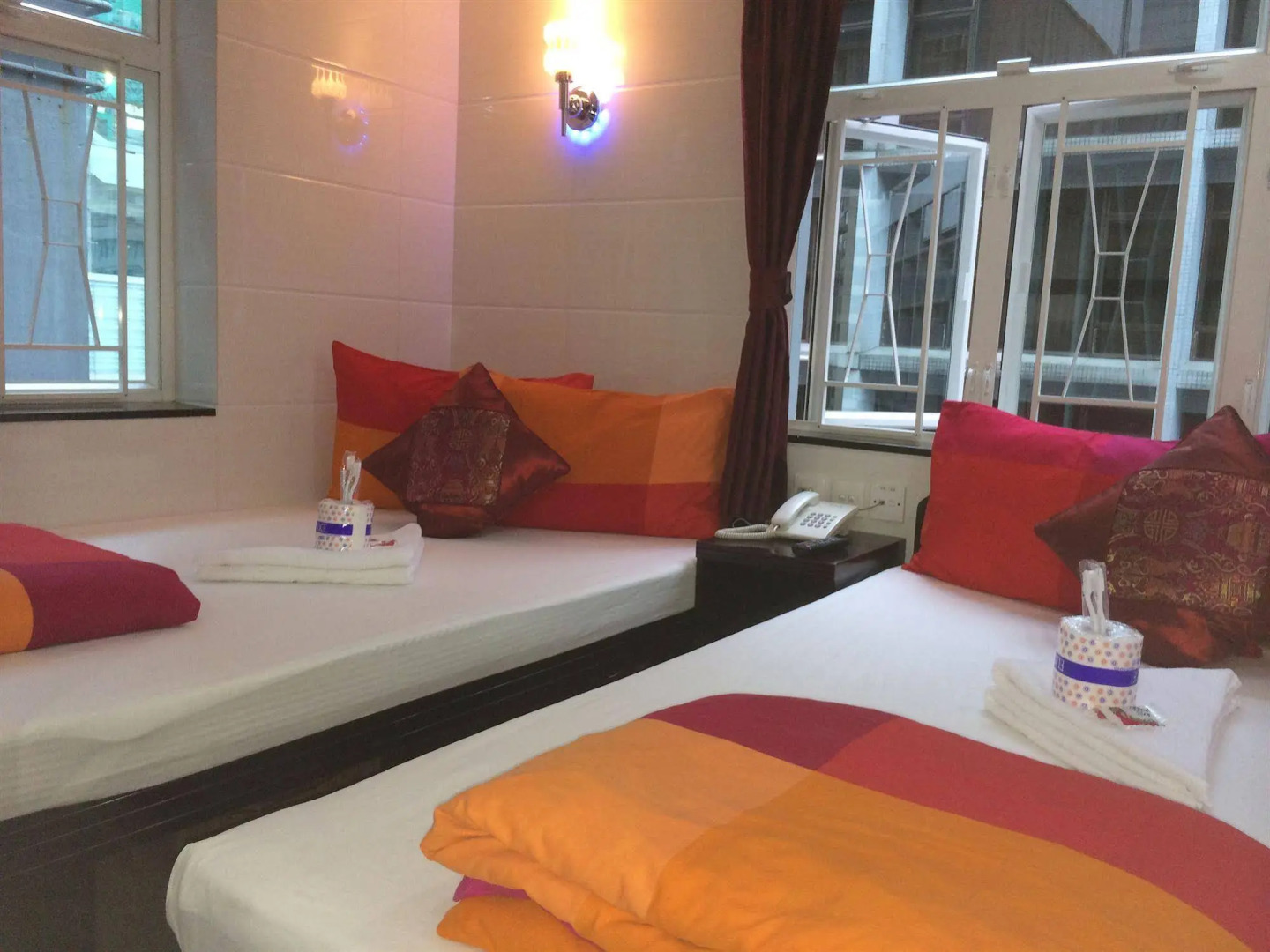 Отель Canada Inn