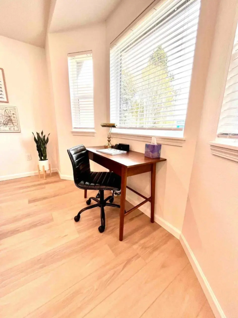 Olympic House: 3min from ONP w/ Sauna + Rec room