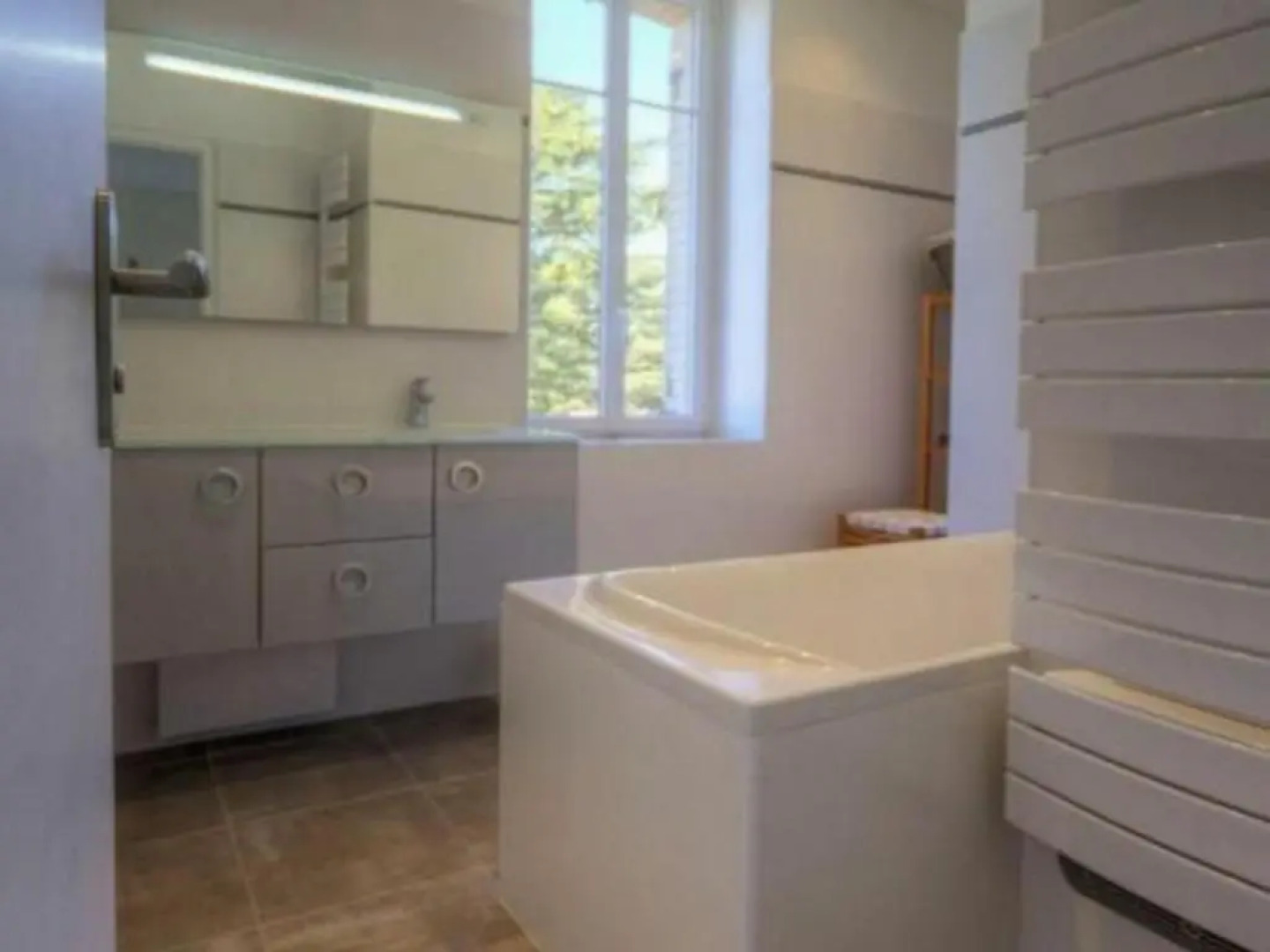 Gîte Saint-Michel-Chef-Chef, 3 pièces, 5 personnes - FR-1-306-1025