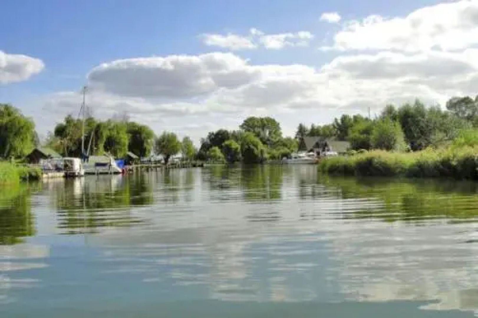 Hausboot _Wassercamper_ SCHW 930