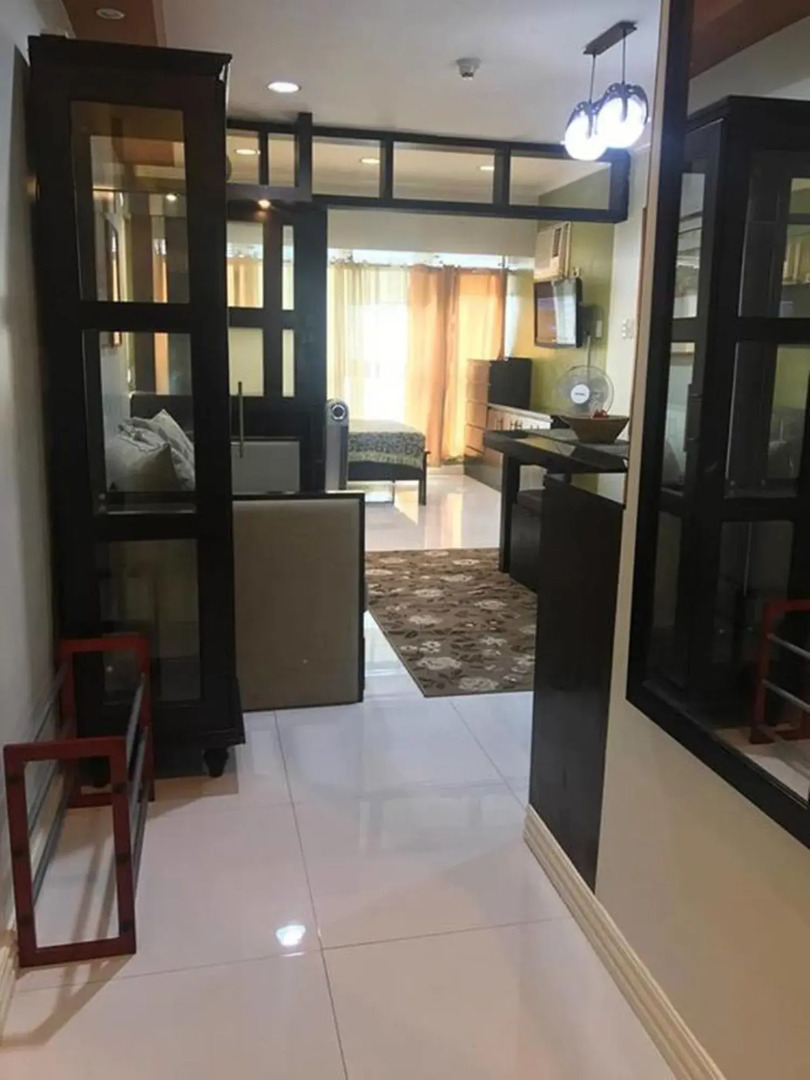 Go-stay @ South of the Market BGC